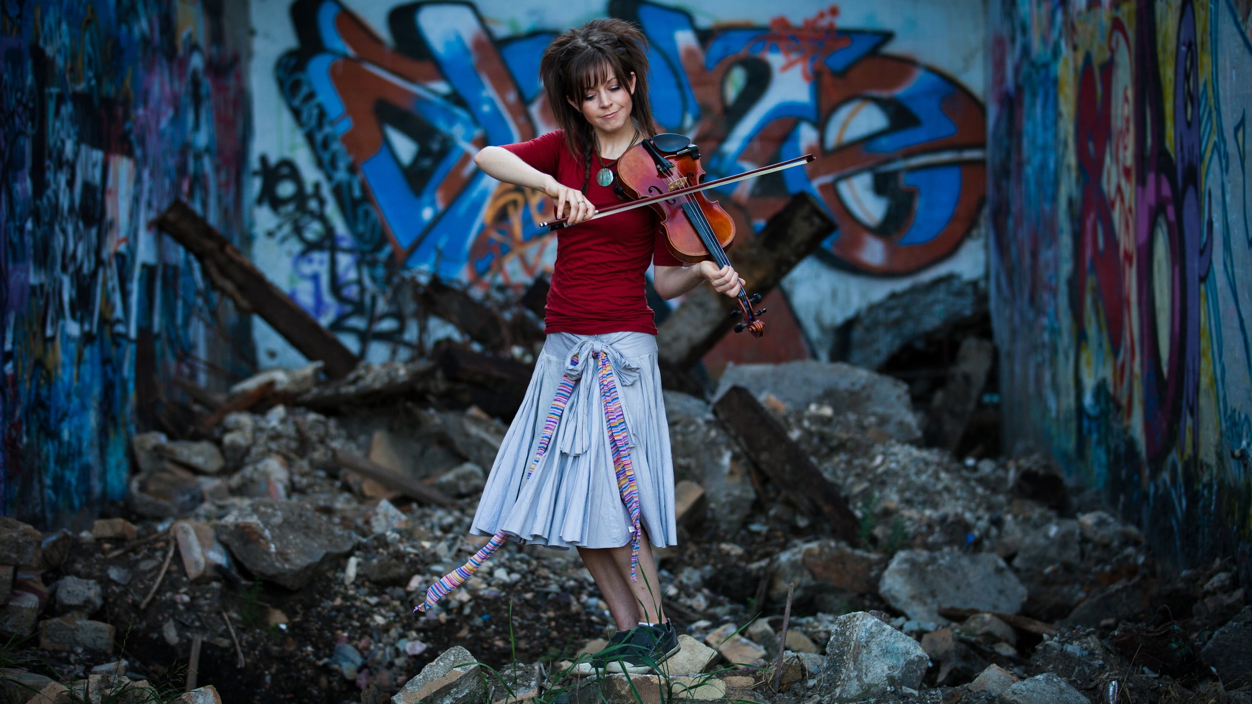 Lindsey Stirling, women, violin, skirt, one person, young adult