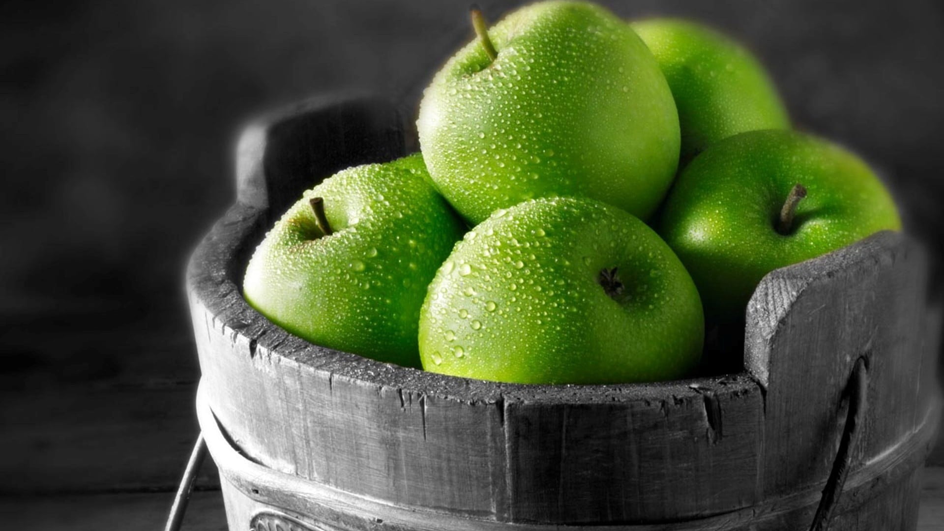 bunch of green apples, Granny Smith Apples, selective coloring