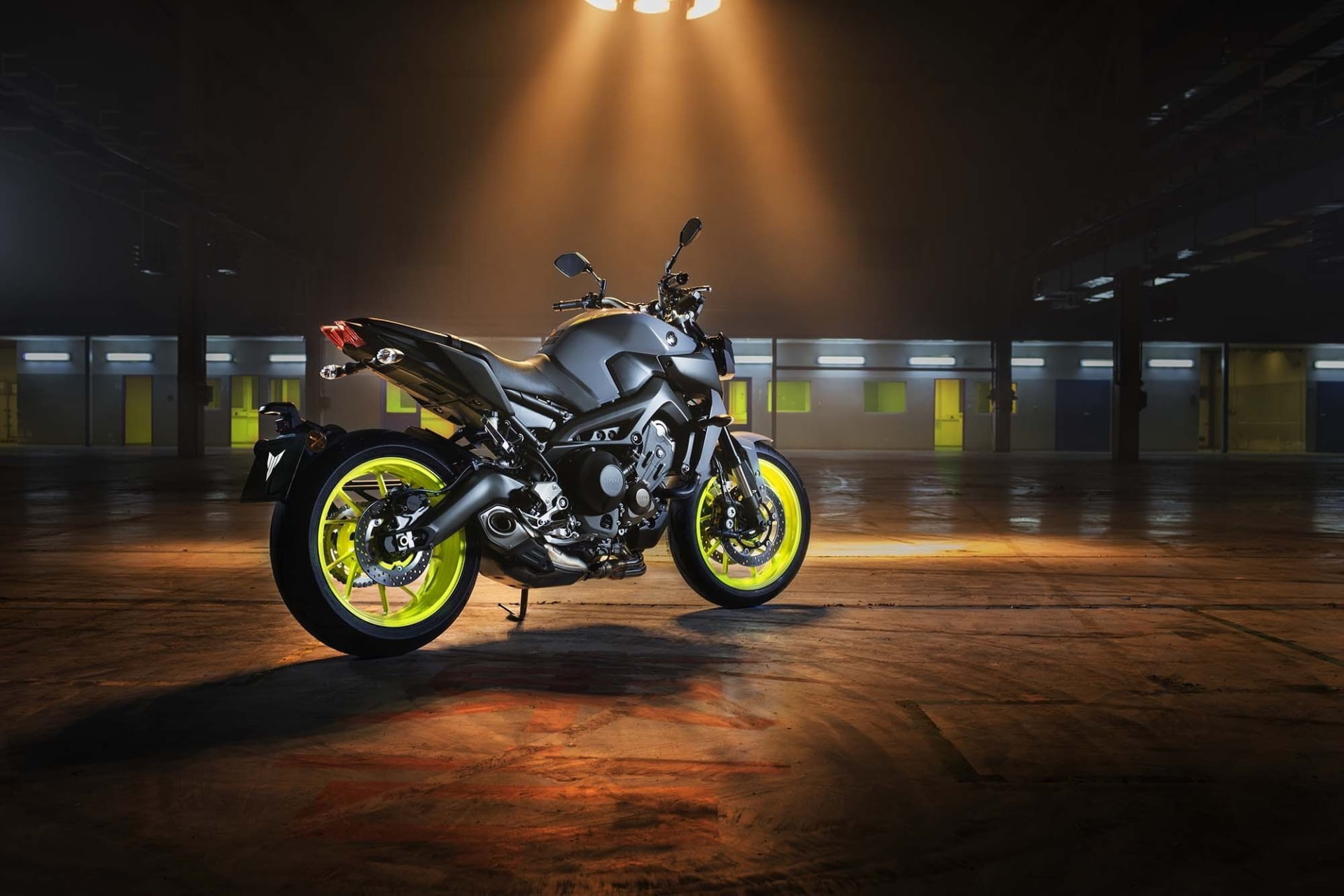 yamaha mt 09  in hd for pc