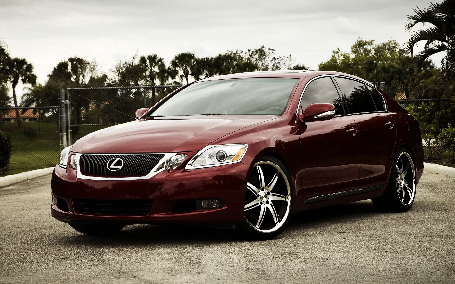 Lexus