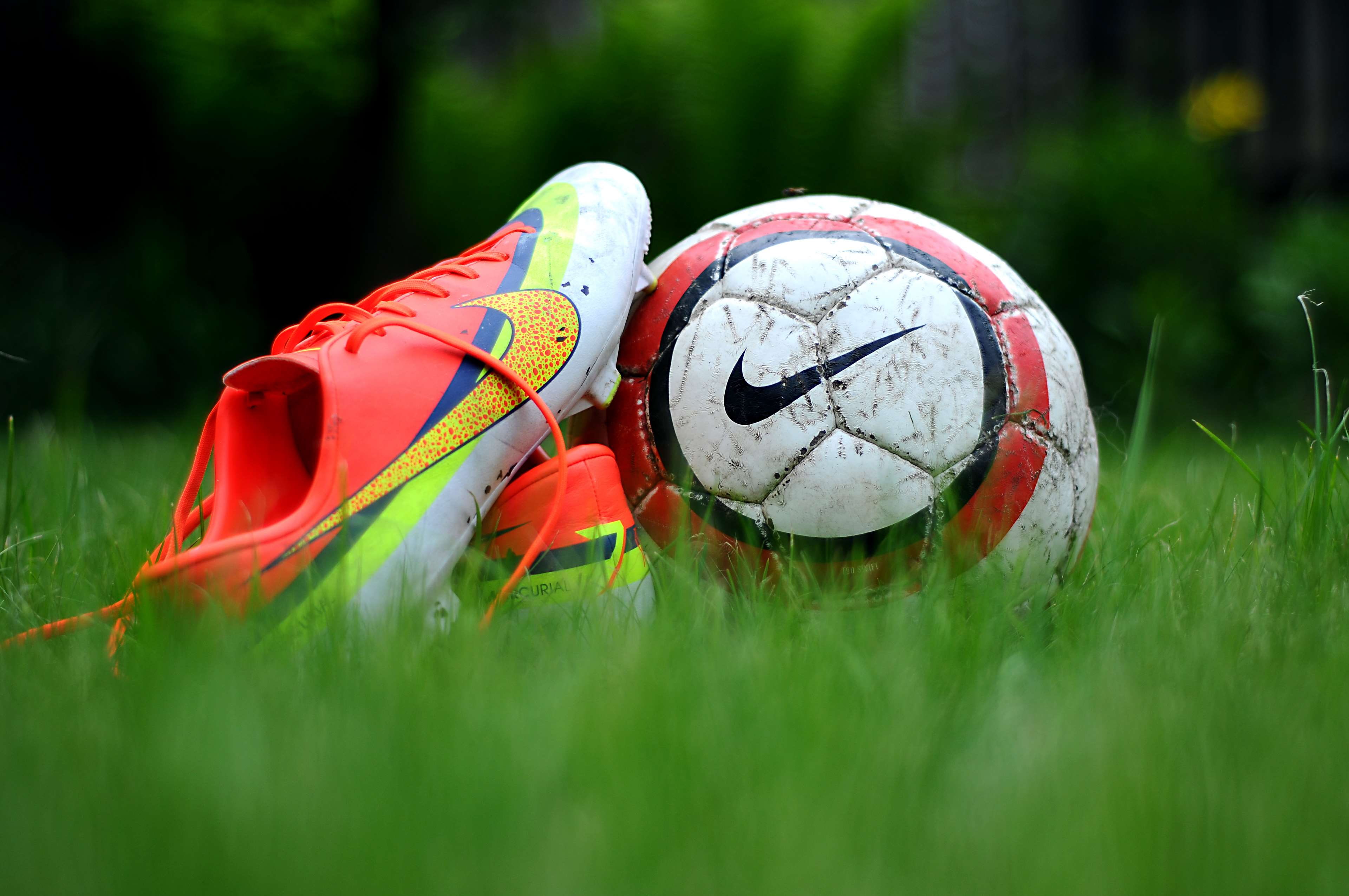 90, football, grass, green, low angle, mercurial, nike, shoes