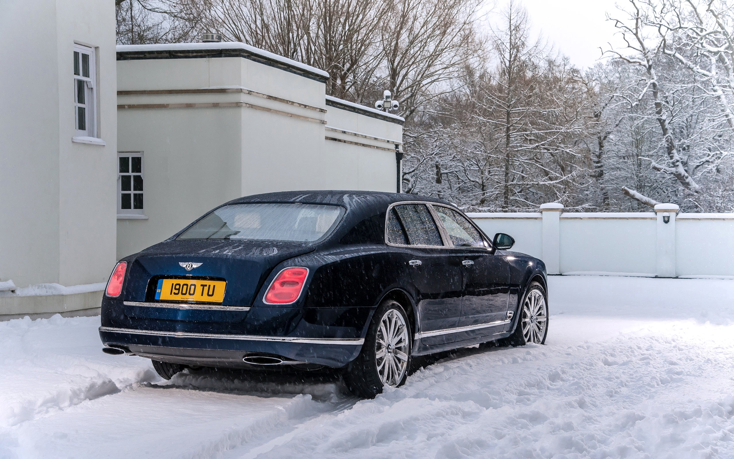 black Bentley sedan, mulsanne, side view, snow, winter, car, land Vehicle