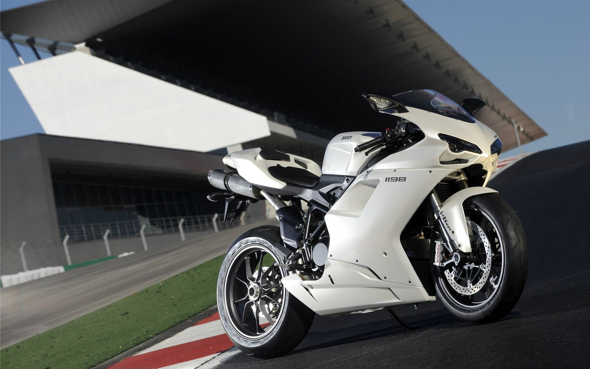 white and black sports bike, Ducati, Ducati 1198, superbike, transportation