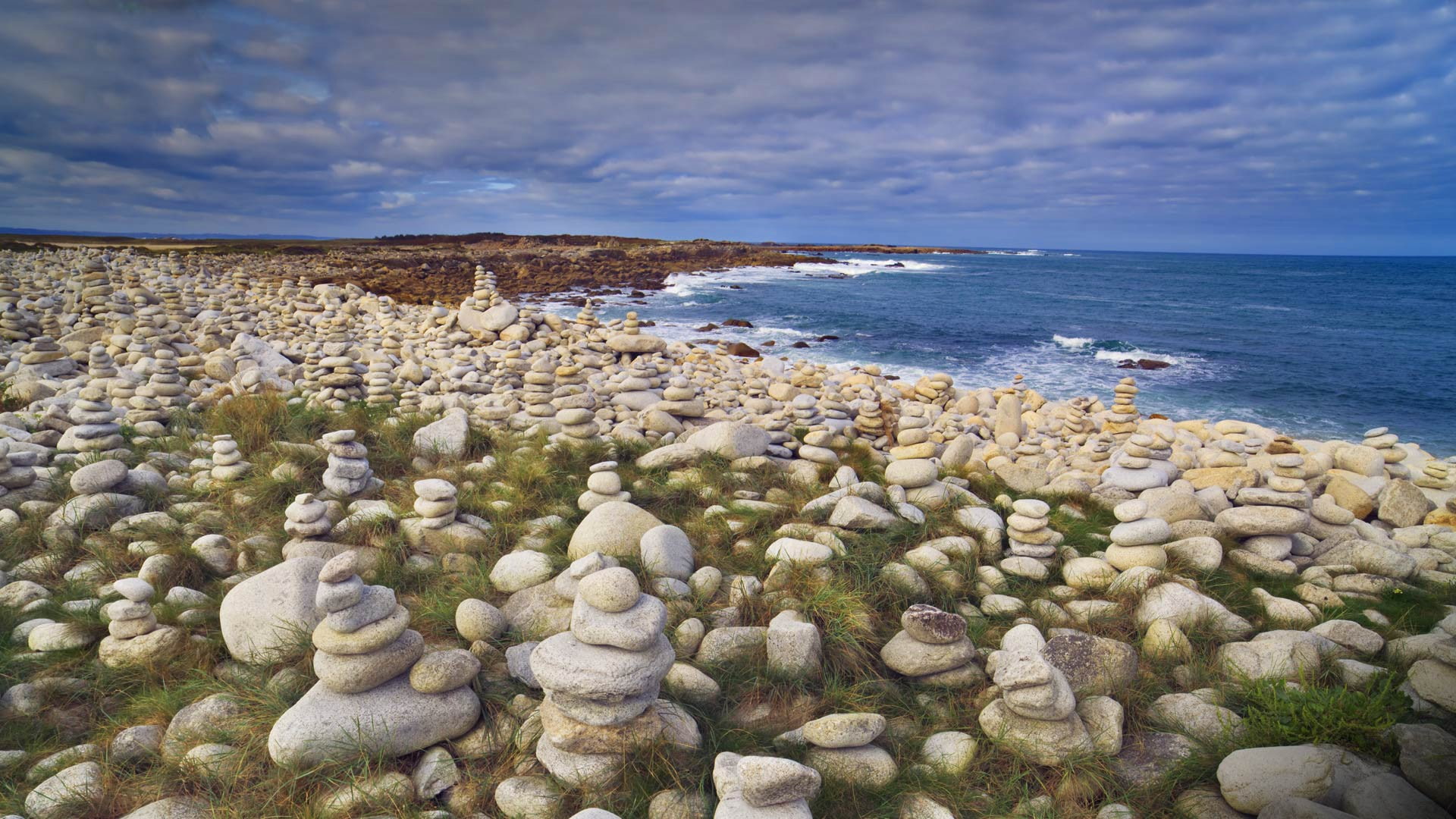 Cotes d'Armor, Brittany, France, beach, stones, sea, pink granite coast