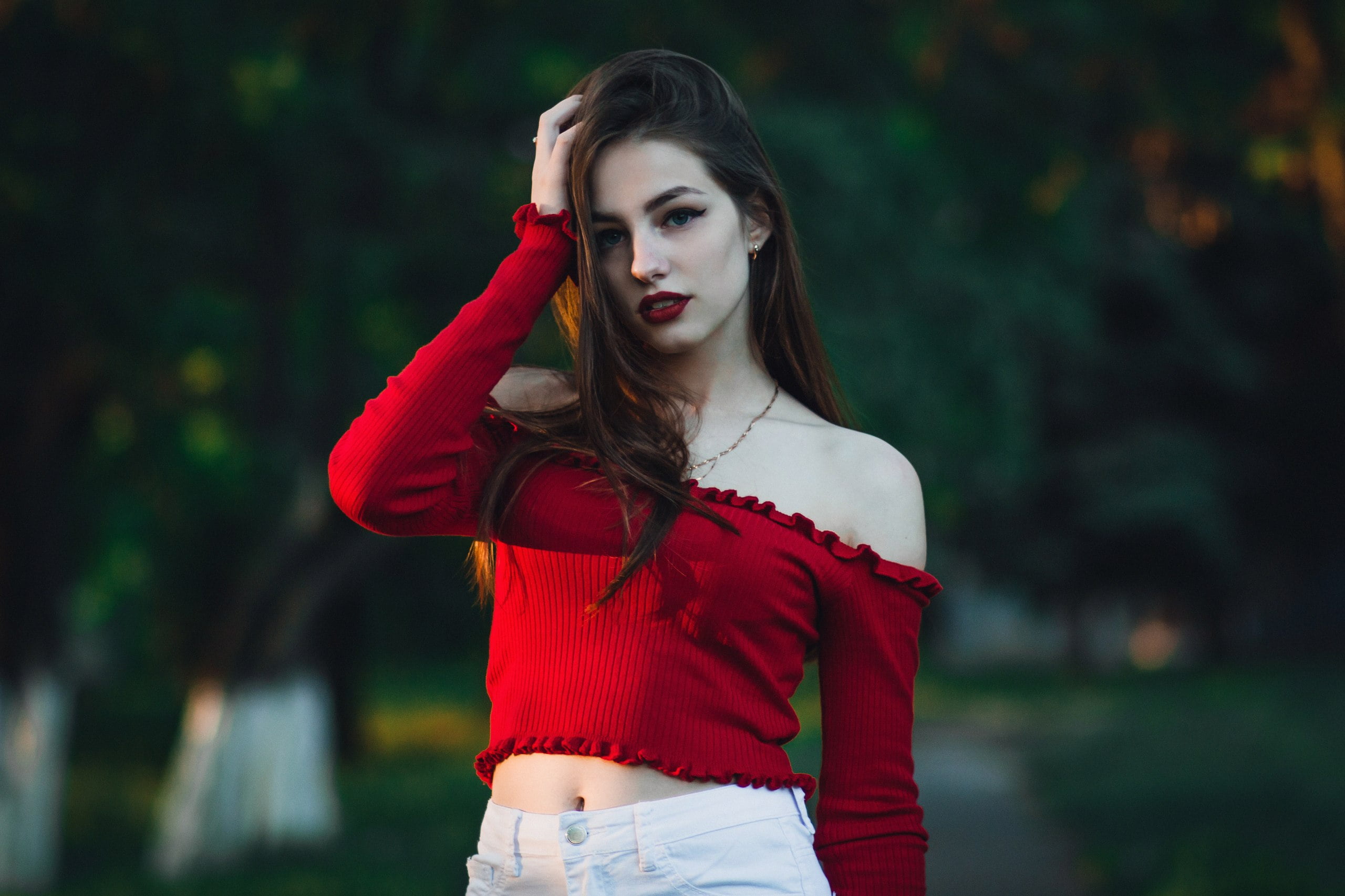 women, portrait, red lipstick, women outdoors, bare shoulders