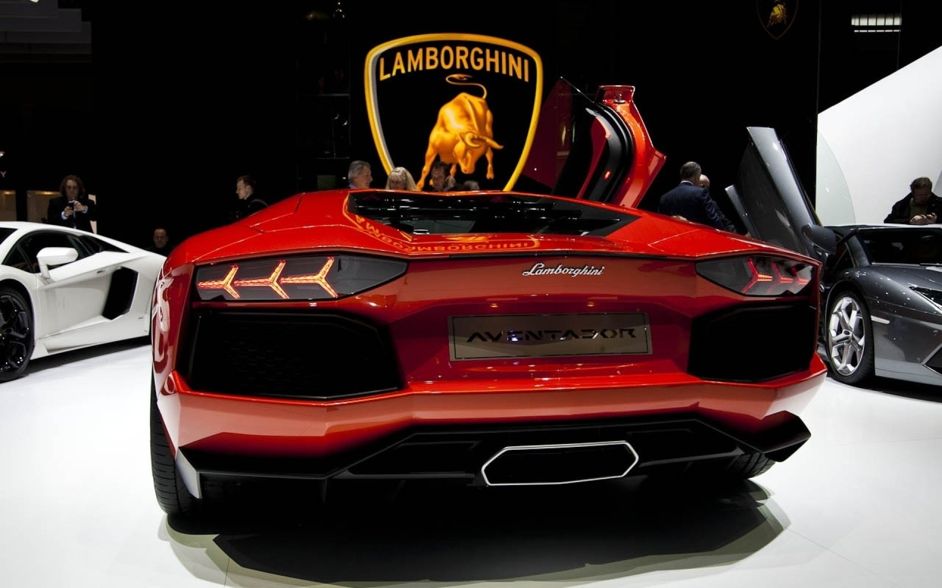 Lamborghini, Lamborghini Aventador J