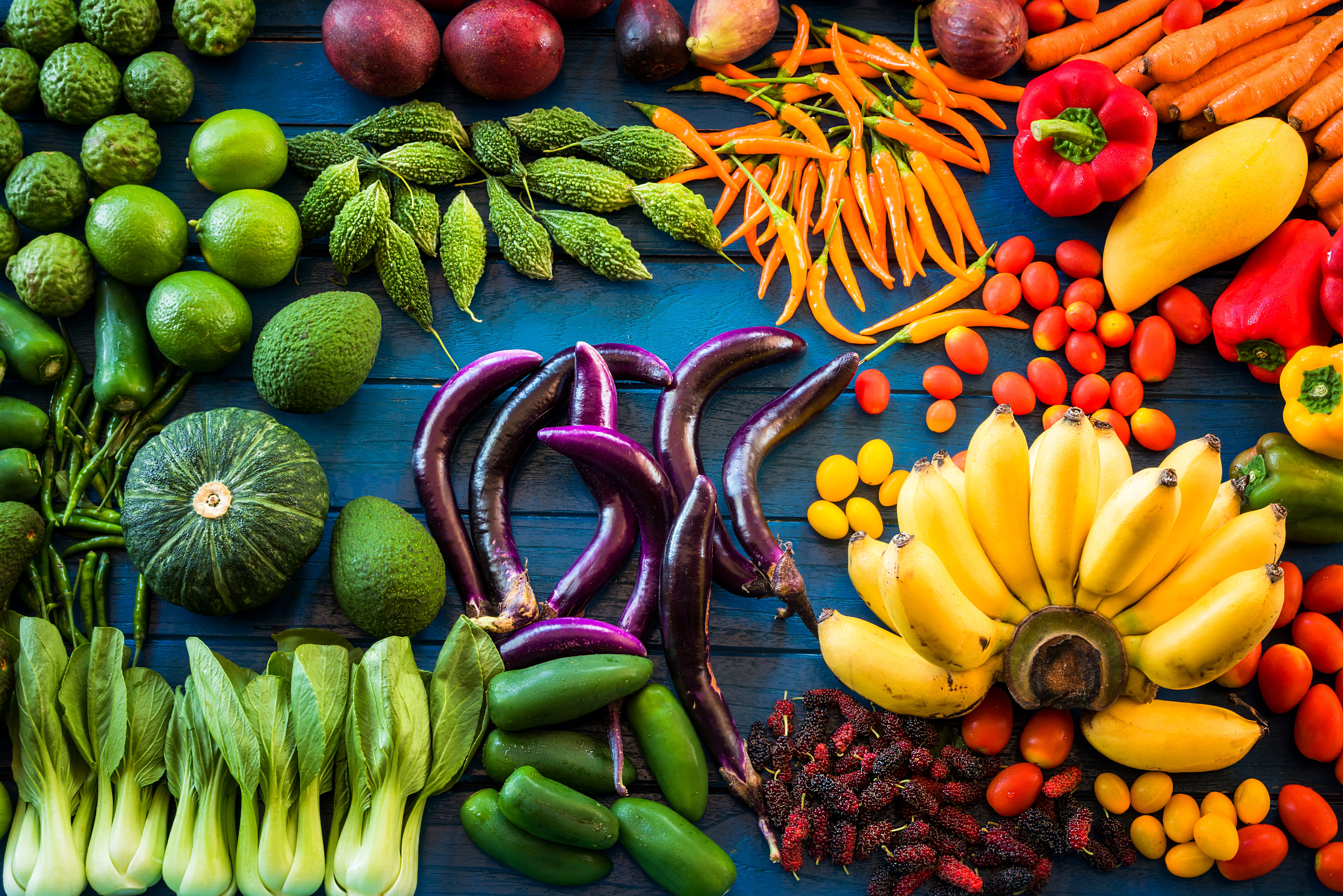 Vegetables, fruit, cuts, range