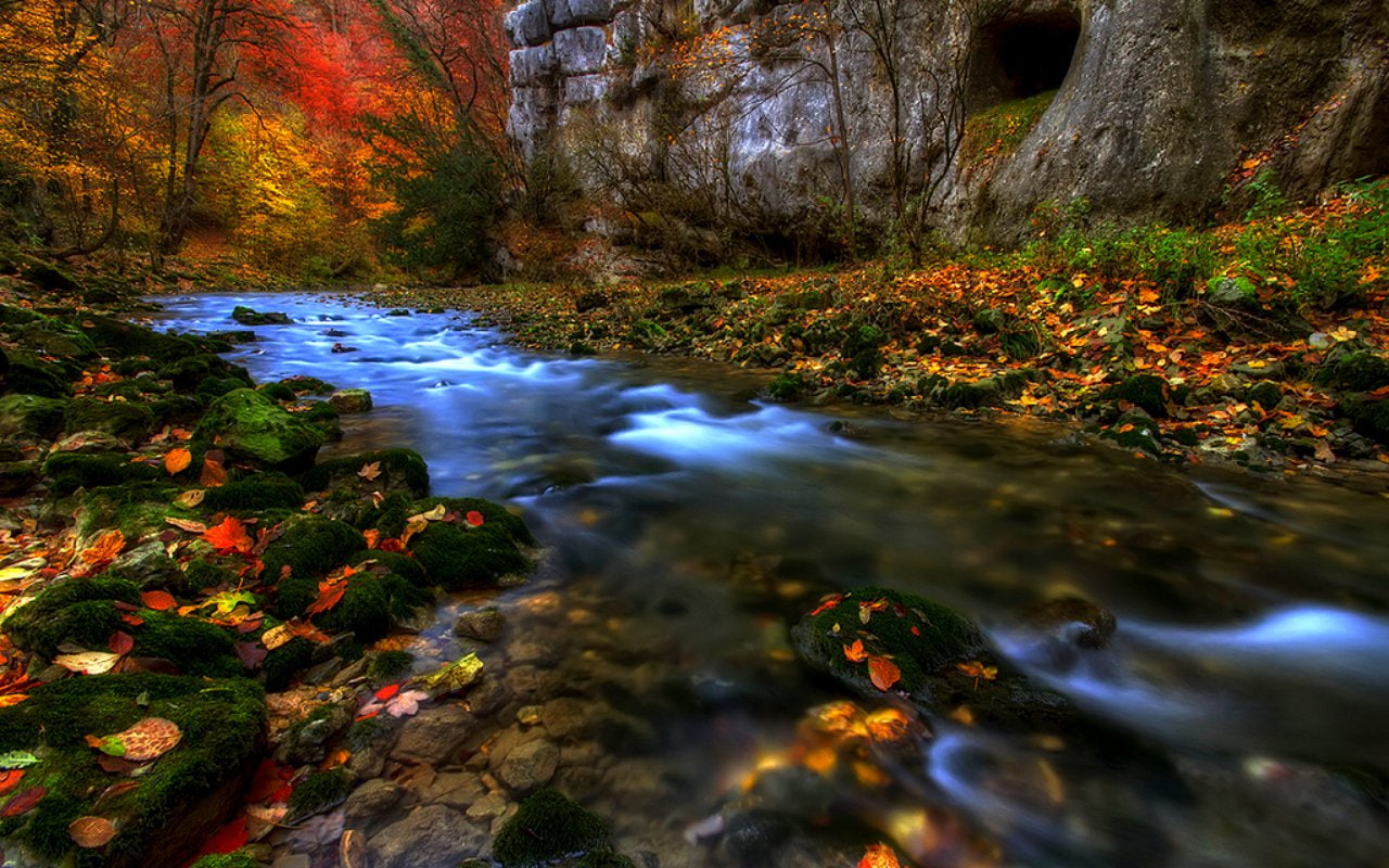Earth, Stream
