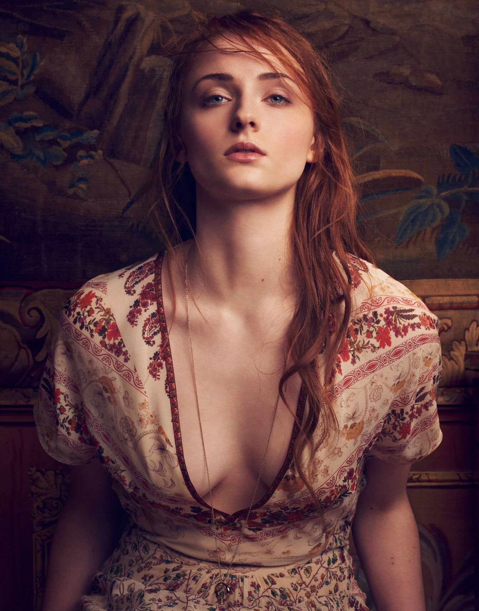 Sophie Turner, women, redhead, face, blue eyes, dress, cleavage