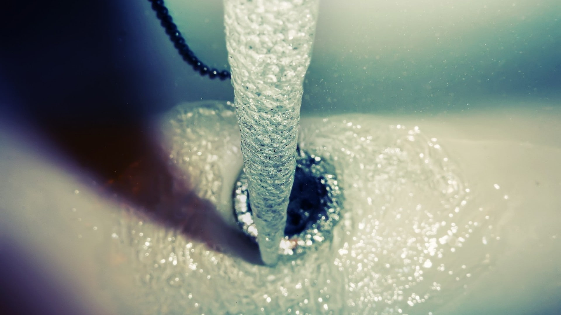 water, vortex, drains, chains, shadow, bubbles, underwater
