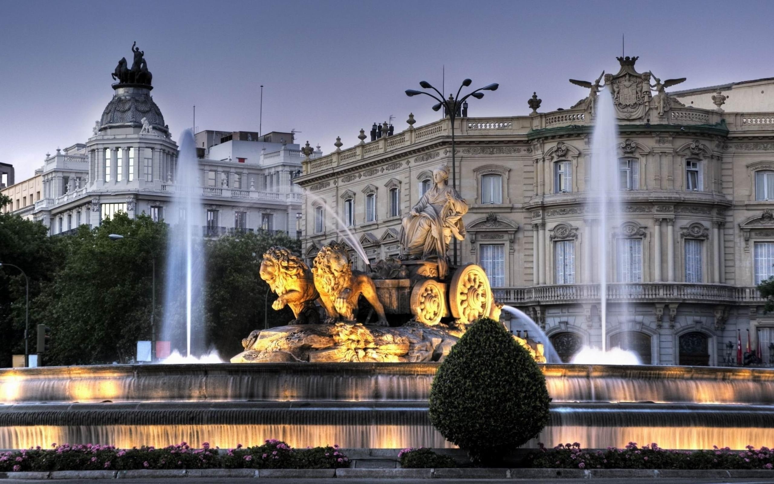 Cibeles Fountain in Madrid, the chariot, lions, Palace, Palace of Linares