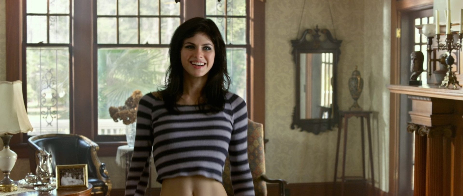 Movie, Texas Chainsaw 3D, Alexandra Daddario, smiling, indoors