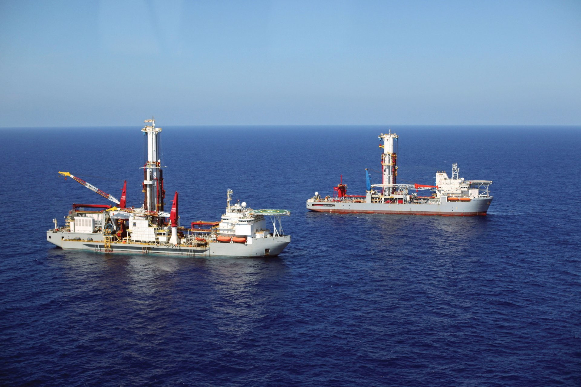 Vehicles, Offshore Support Vessel, Noble Bully 1, Noble Globetrotter 1