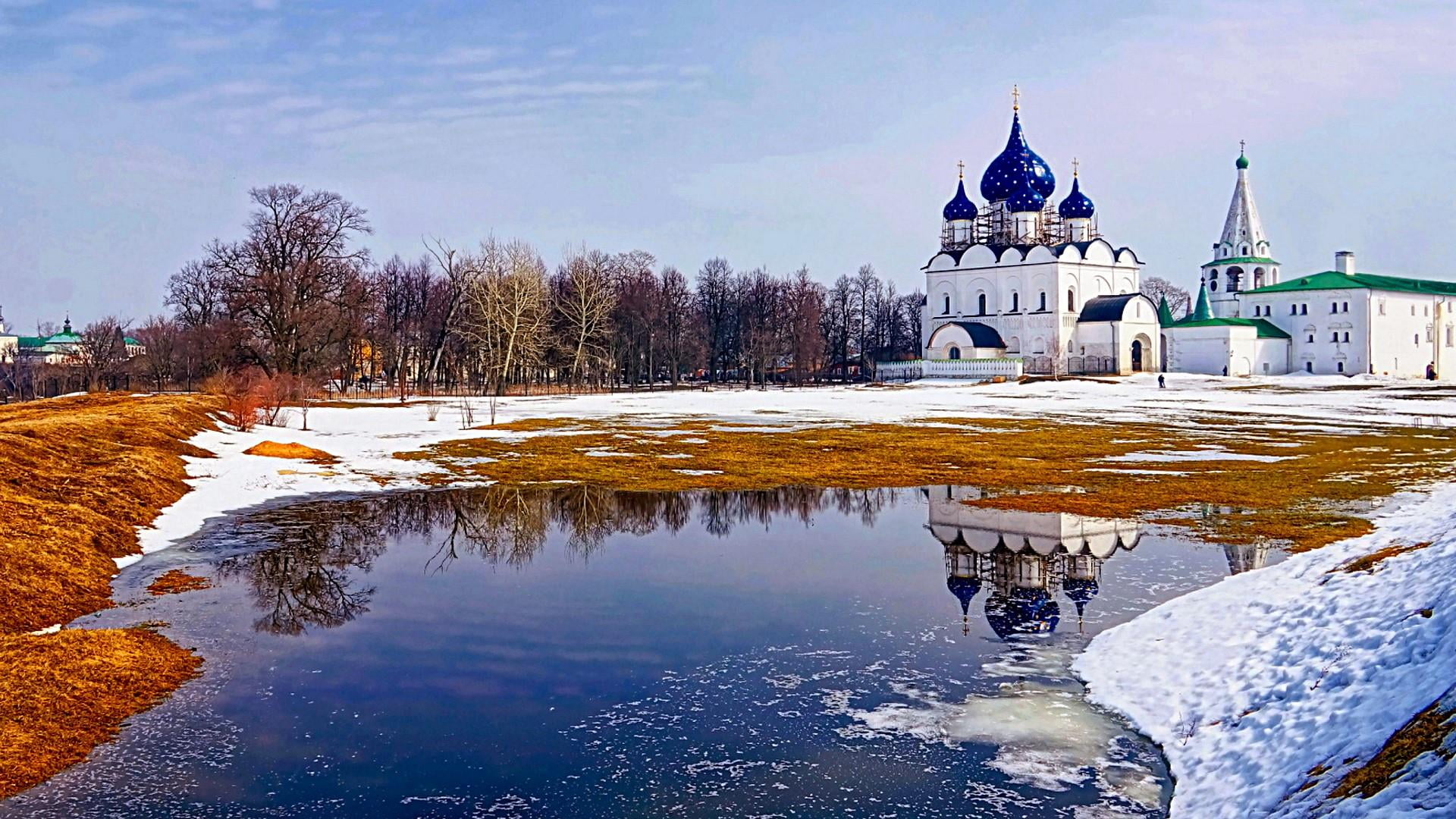 suzdal church, russia, winter, reflection, reflected, architecture