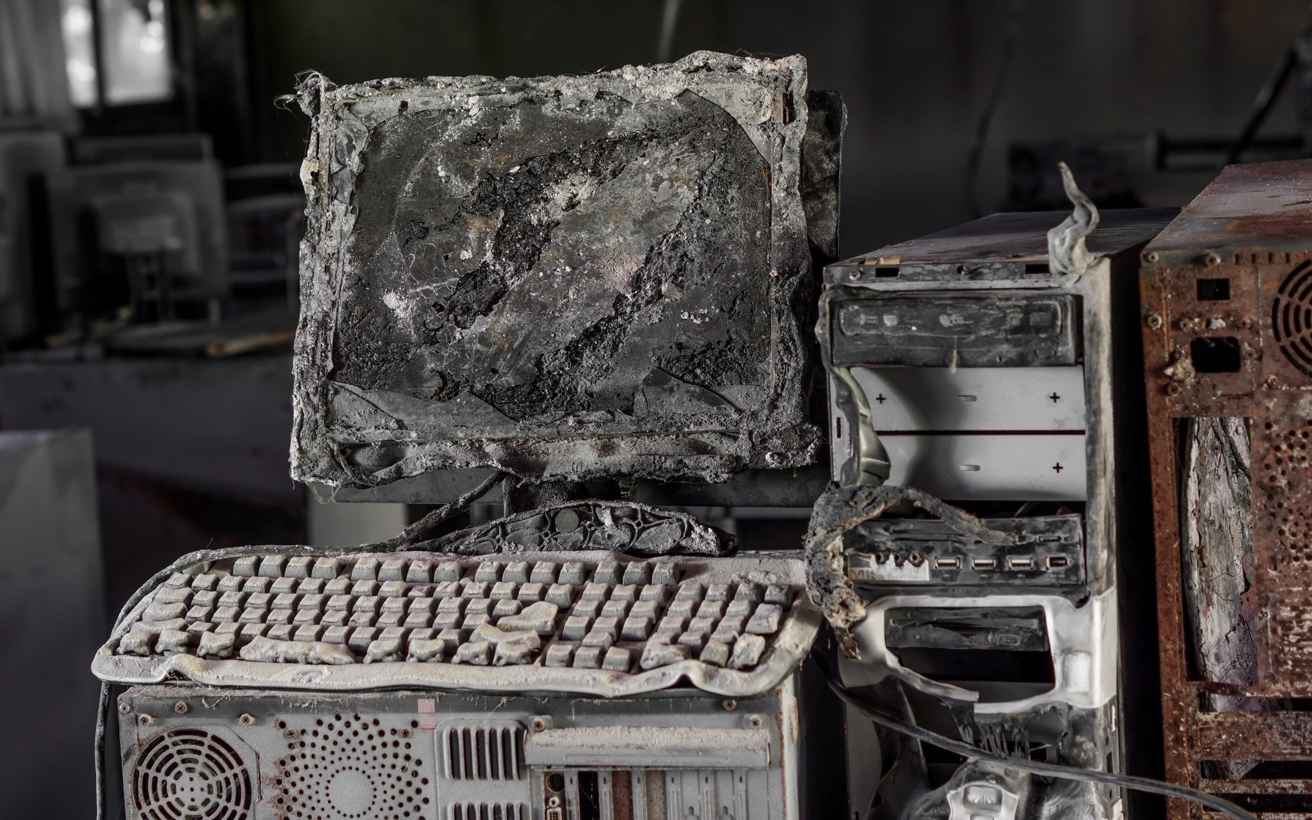computer, fire, melted, plastic, rust, depth of field, keyboards