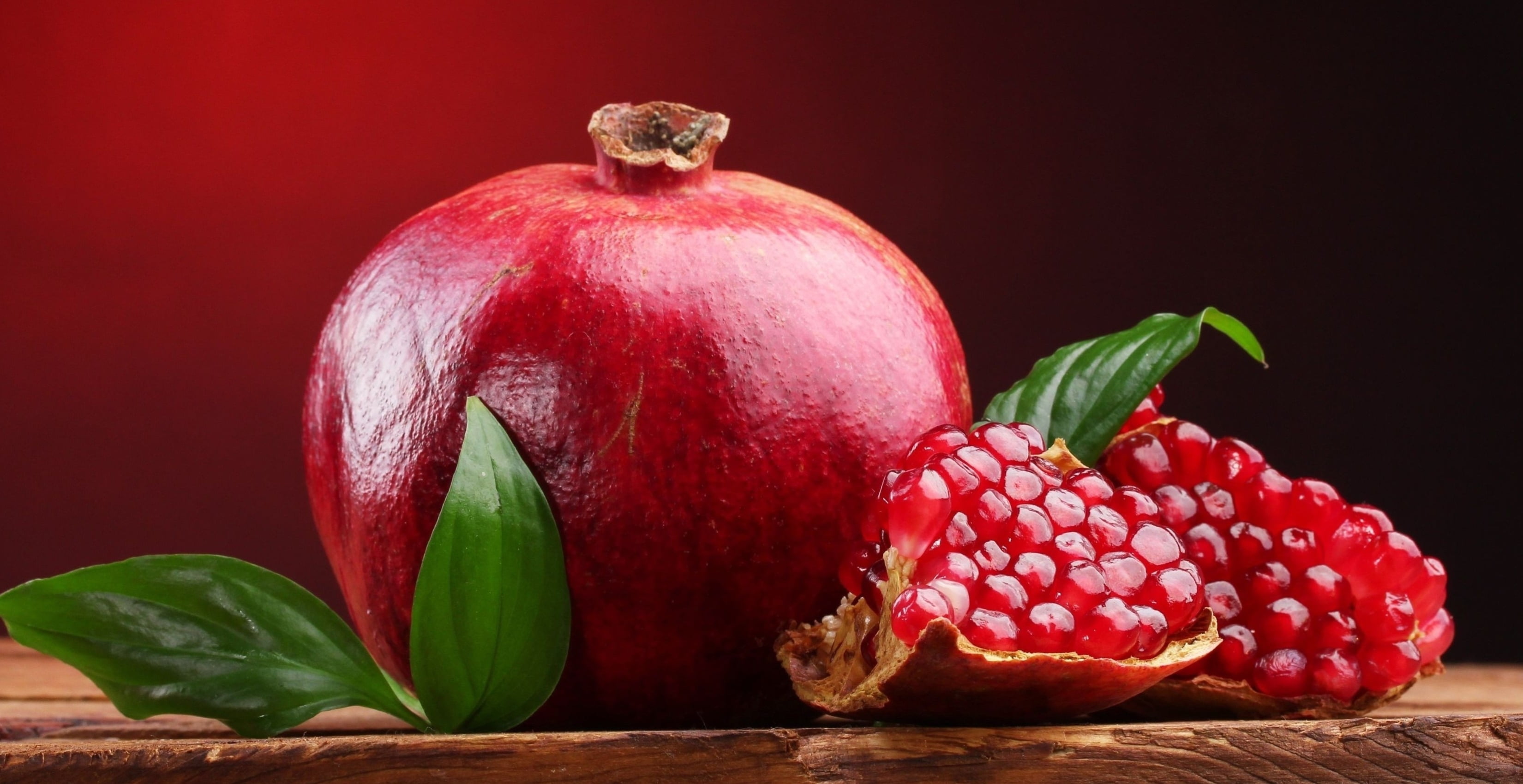 red fruit, pomegranate, berries, sweet, leaves, food, freshness