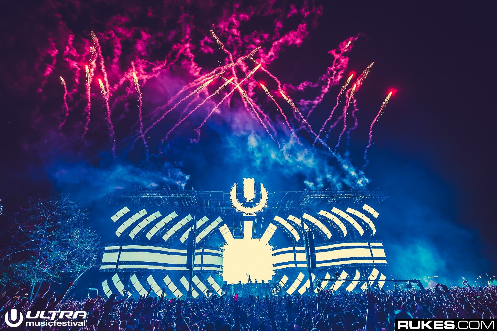 Ultra Music Festival, Rukes, stages, lights, photography, fireworks