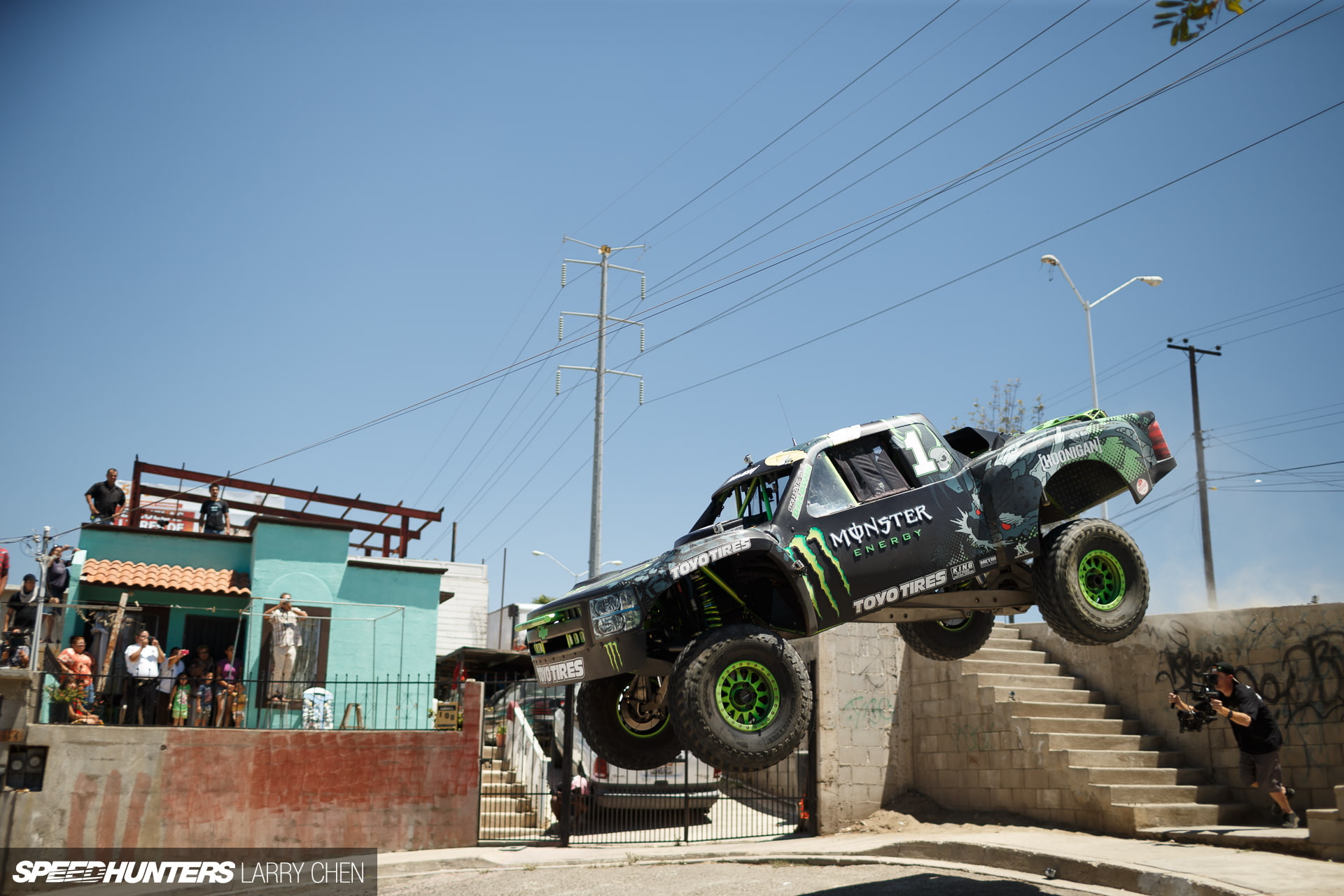 Chevrolet Truck Trophy Truck Jump Stop Action HD, cars