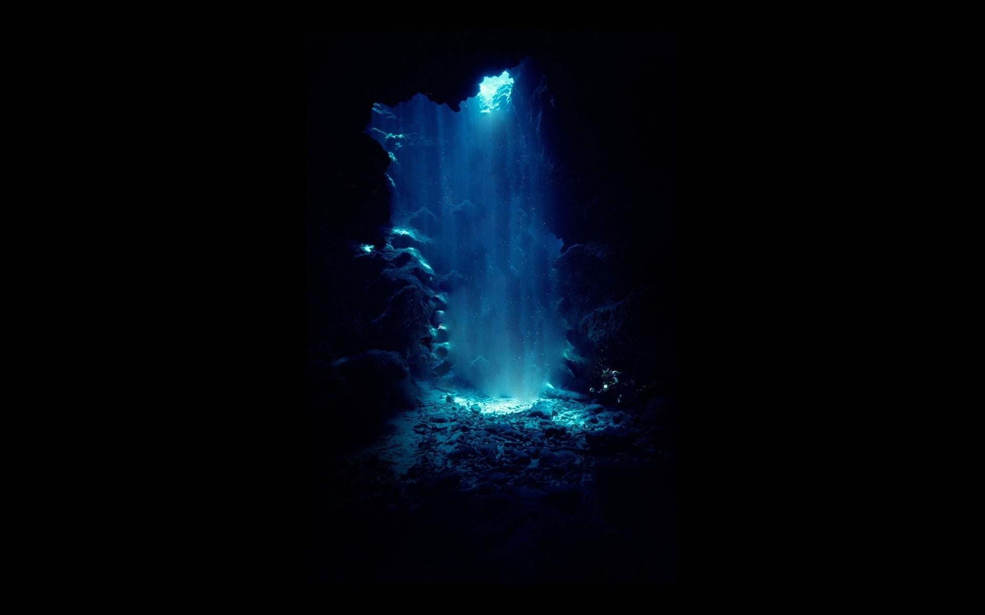 blue cave, underwater, sea, black background, indoors, dark, nature