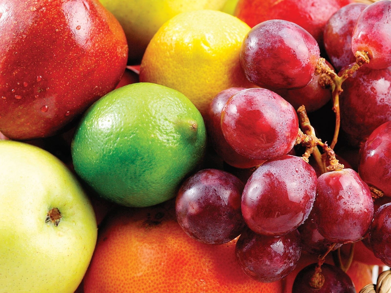 several fruits, grapes, apple, lemon, allsorts, food, freshness