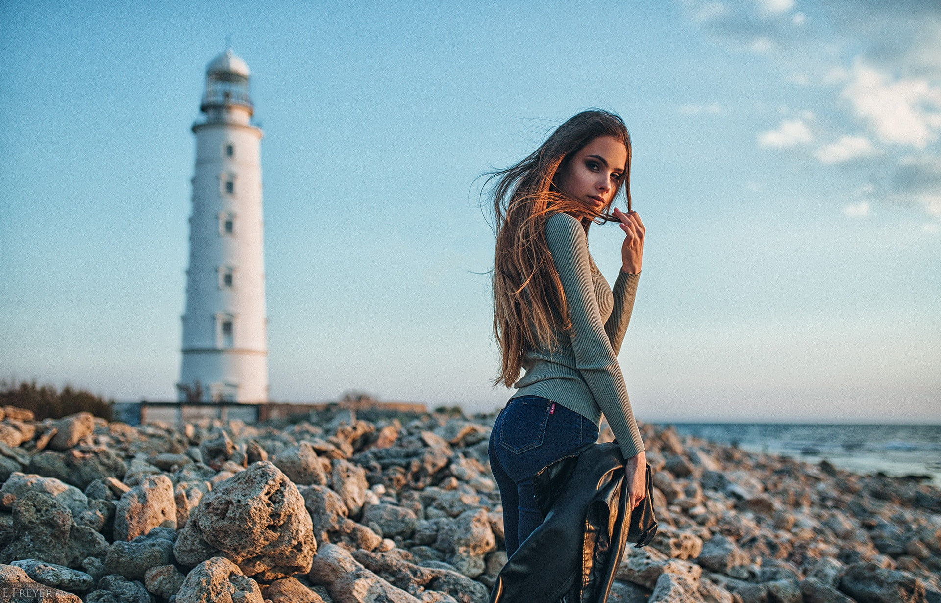 Evgeny Freyer, 500px, lighthouse, women outdoors, model, Katya