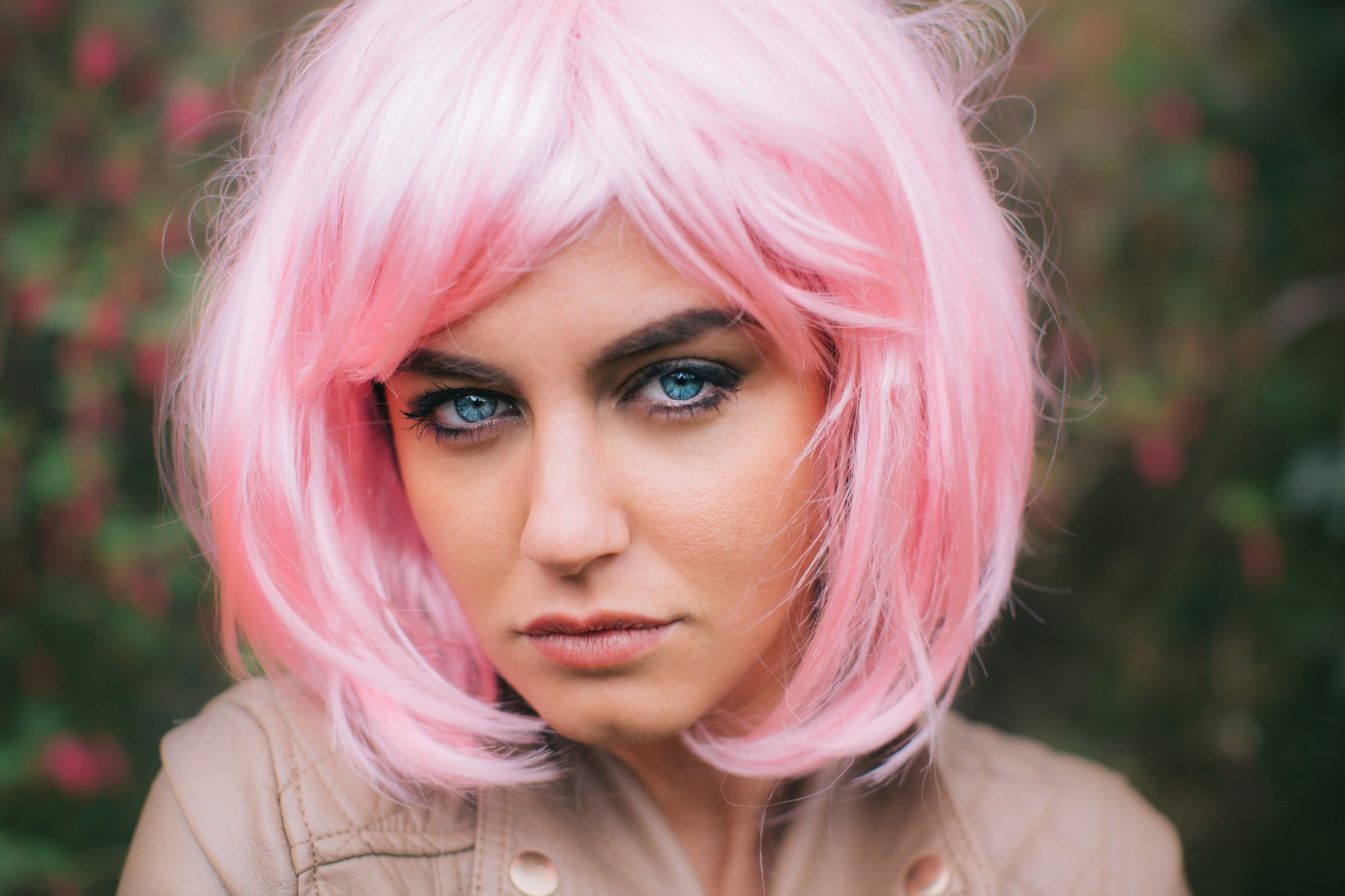pink hair, face, women, wigs, Aurela Skandaj