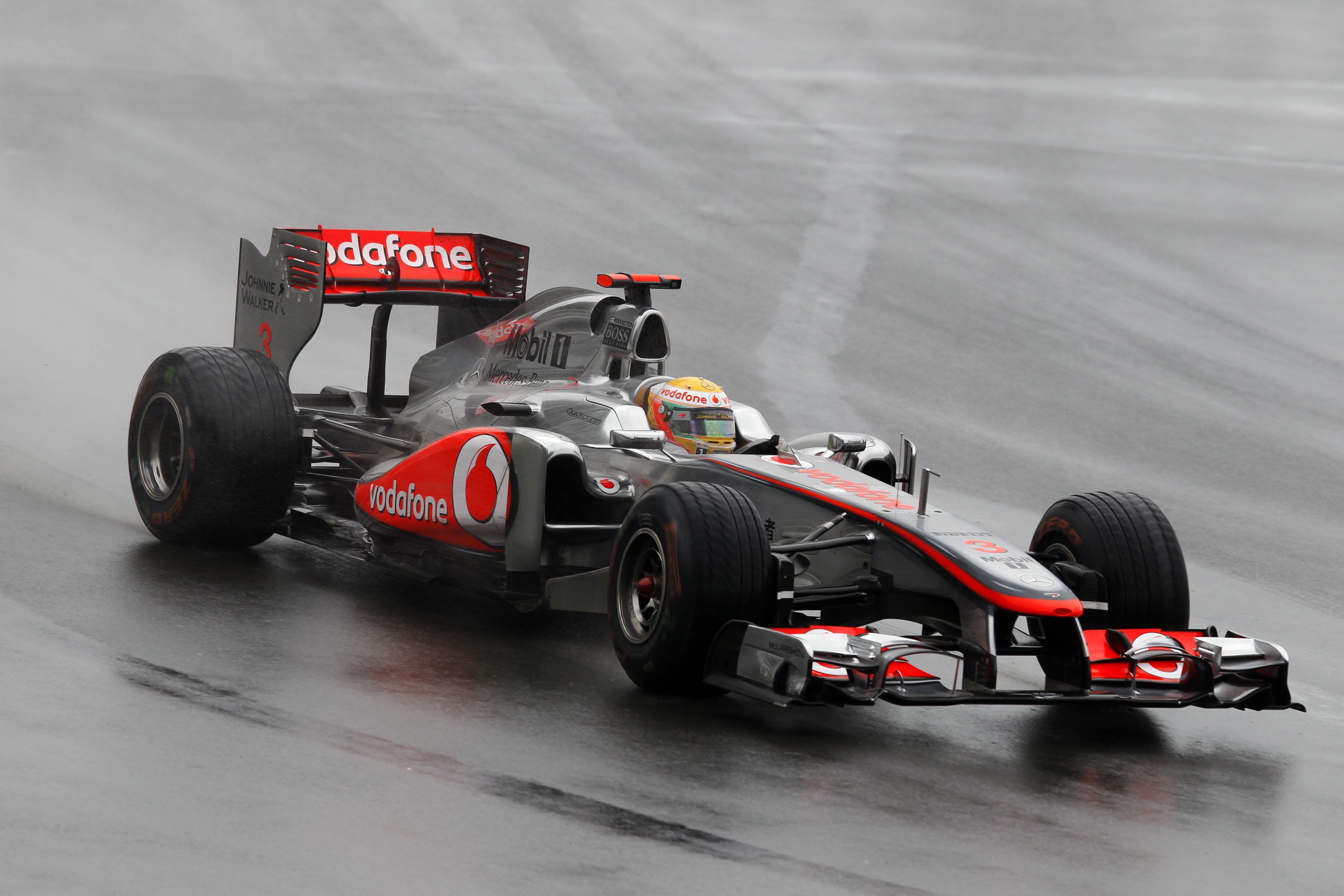 red and black go kart, rain, Canada, 2011, mclaren, Grand Prix