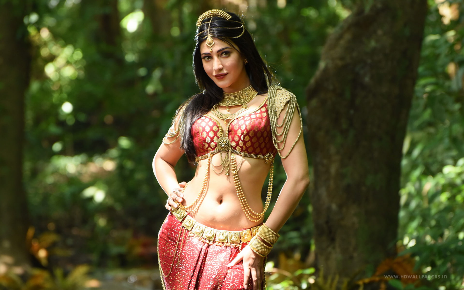 Tamil Actress Shruti Haasan, women's red and beige traditional dress
