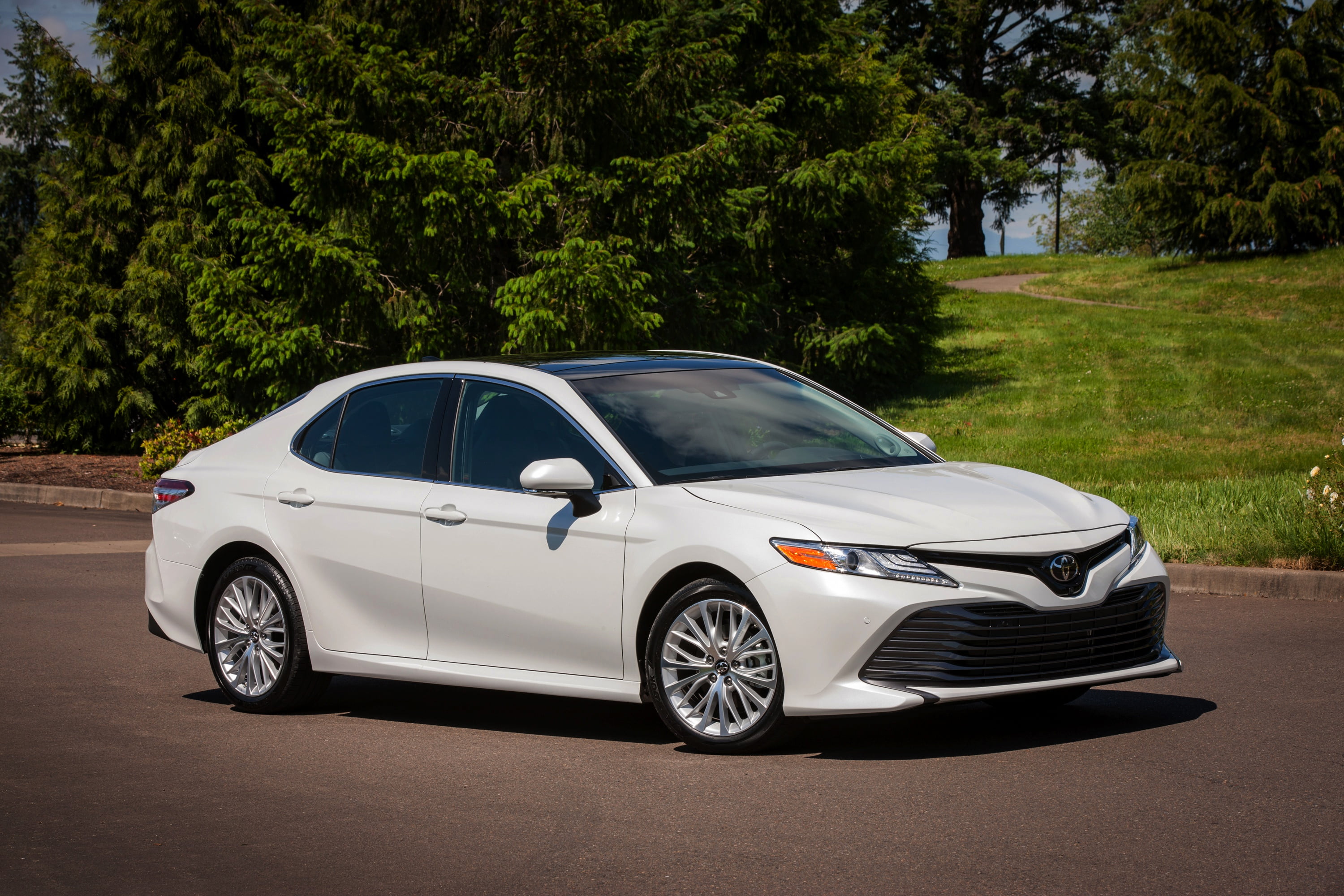 Free download | HD wallpaper: white, Toyota, sedan, 2018, Camry, four ...