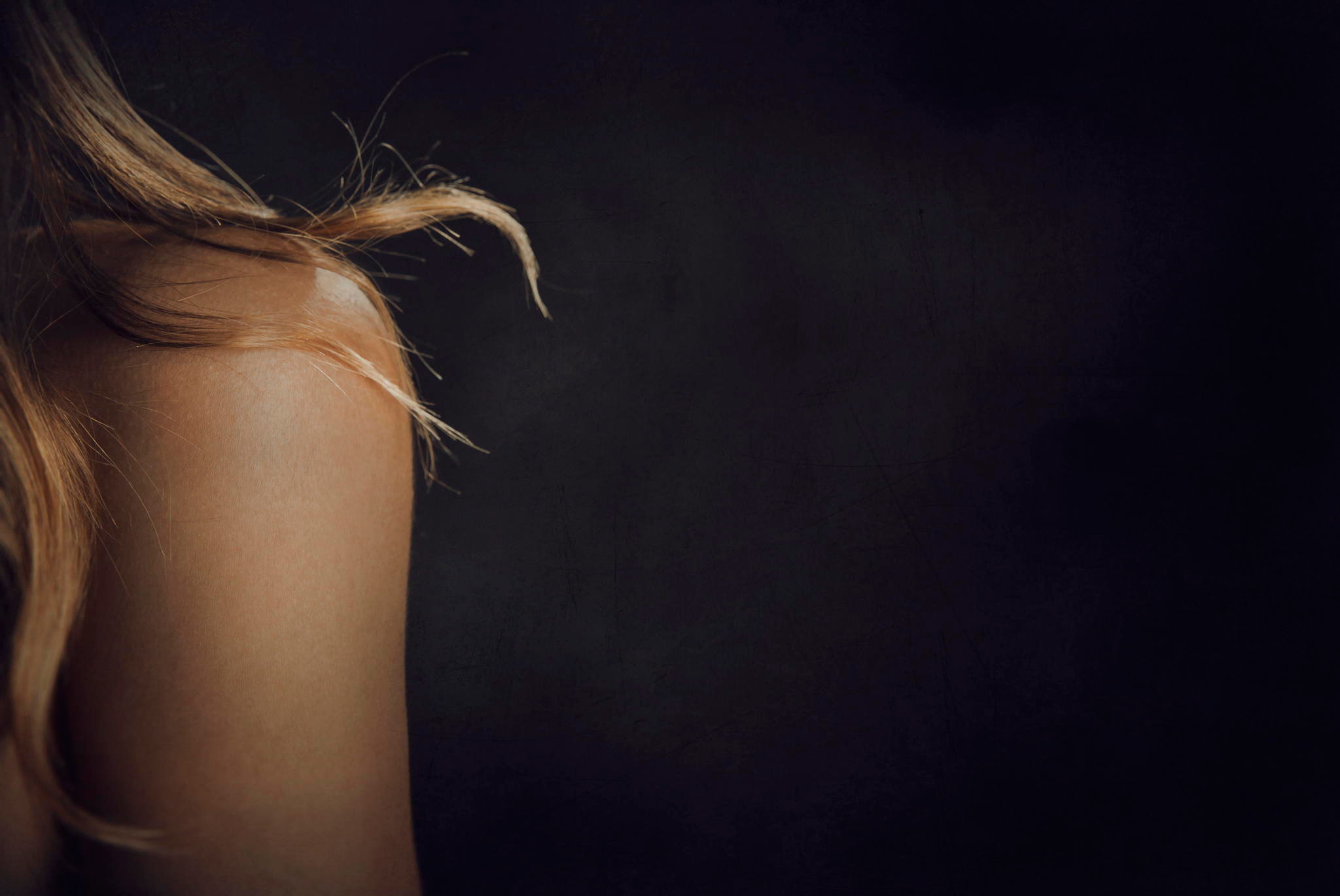 background, curl, shoulder