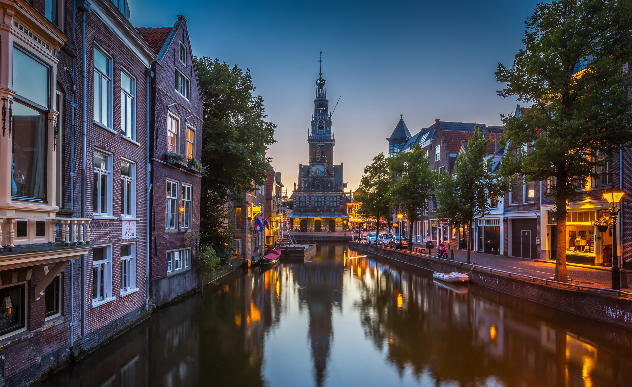 town, architecture, built structure, reflection, building, building exterior