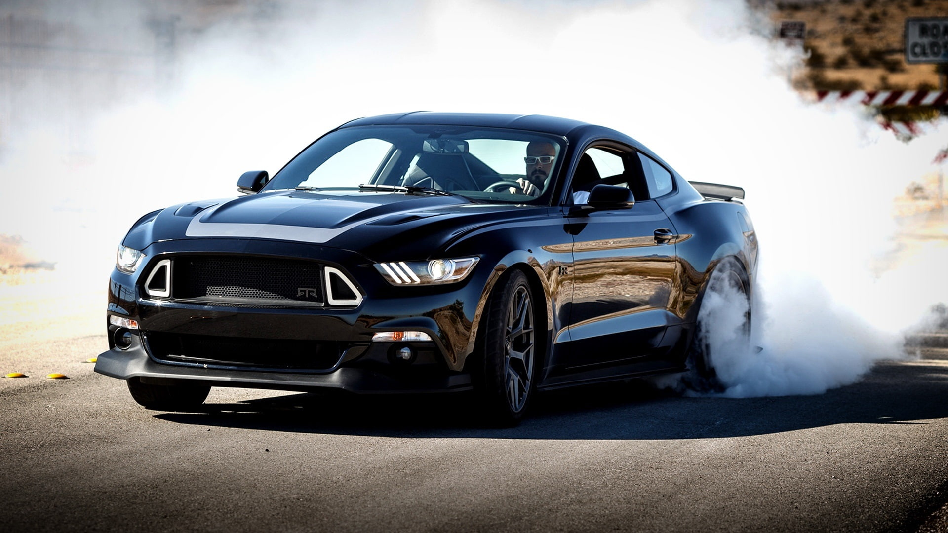 2015 Ford Mustang RTR black car, black coupe