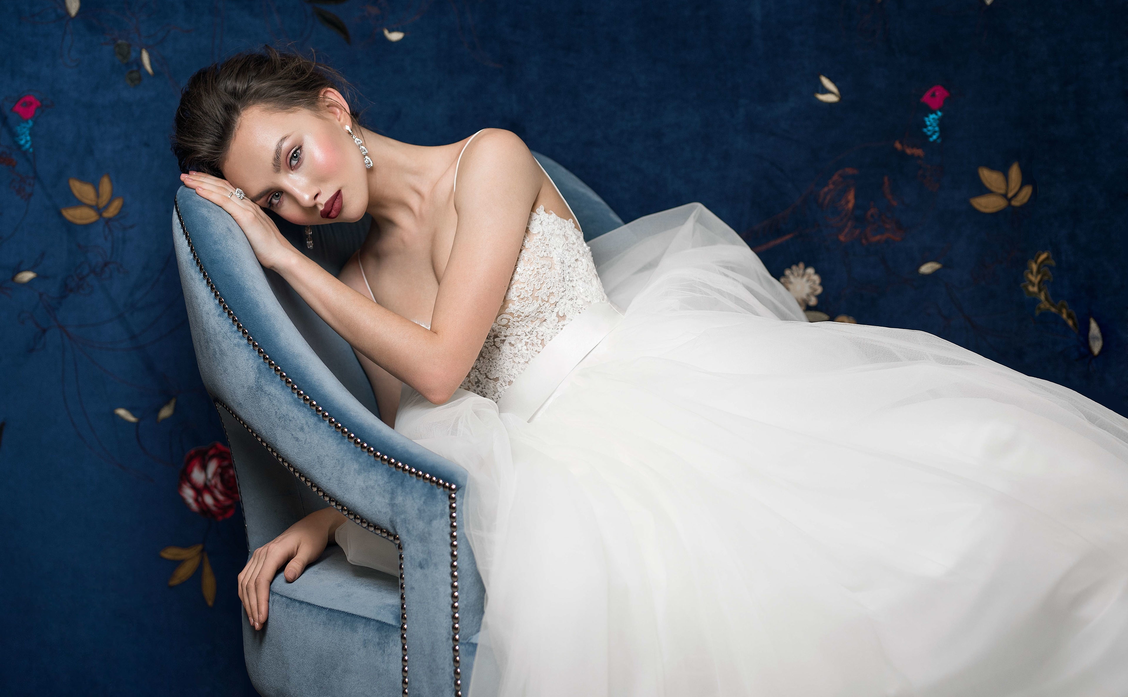 Beautiful Bride, Blue Chair, Room, Girls, Style, Woman, Amazing