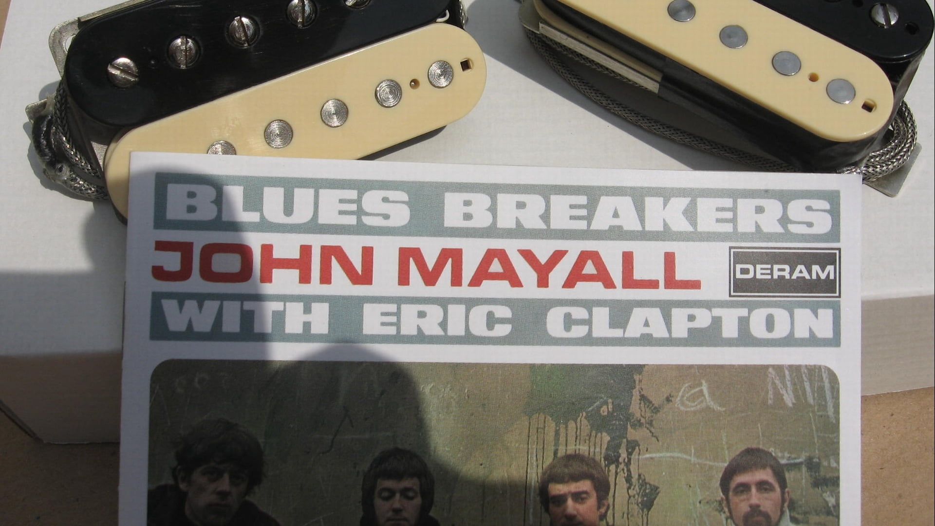 Blues Breakers John Mayall With Eric Clapton magazine, john mayall the bluesbreakers