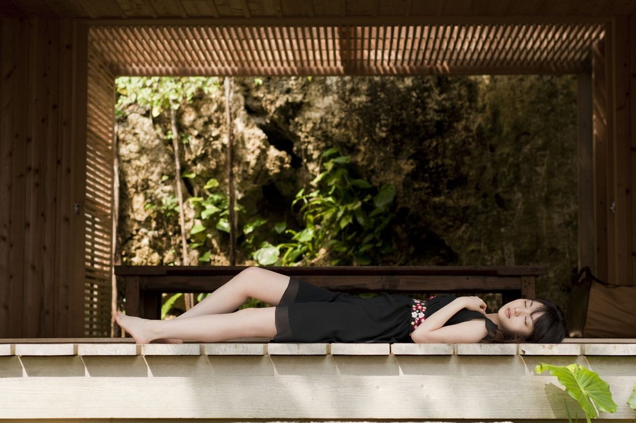 Asian, Sayumi Michishige, closed eyes, women, model, lying down