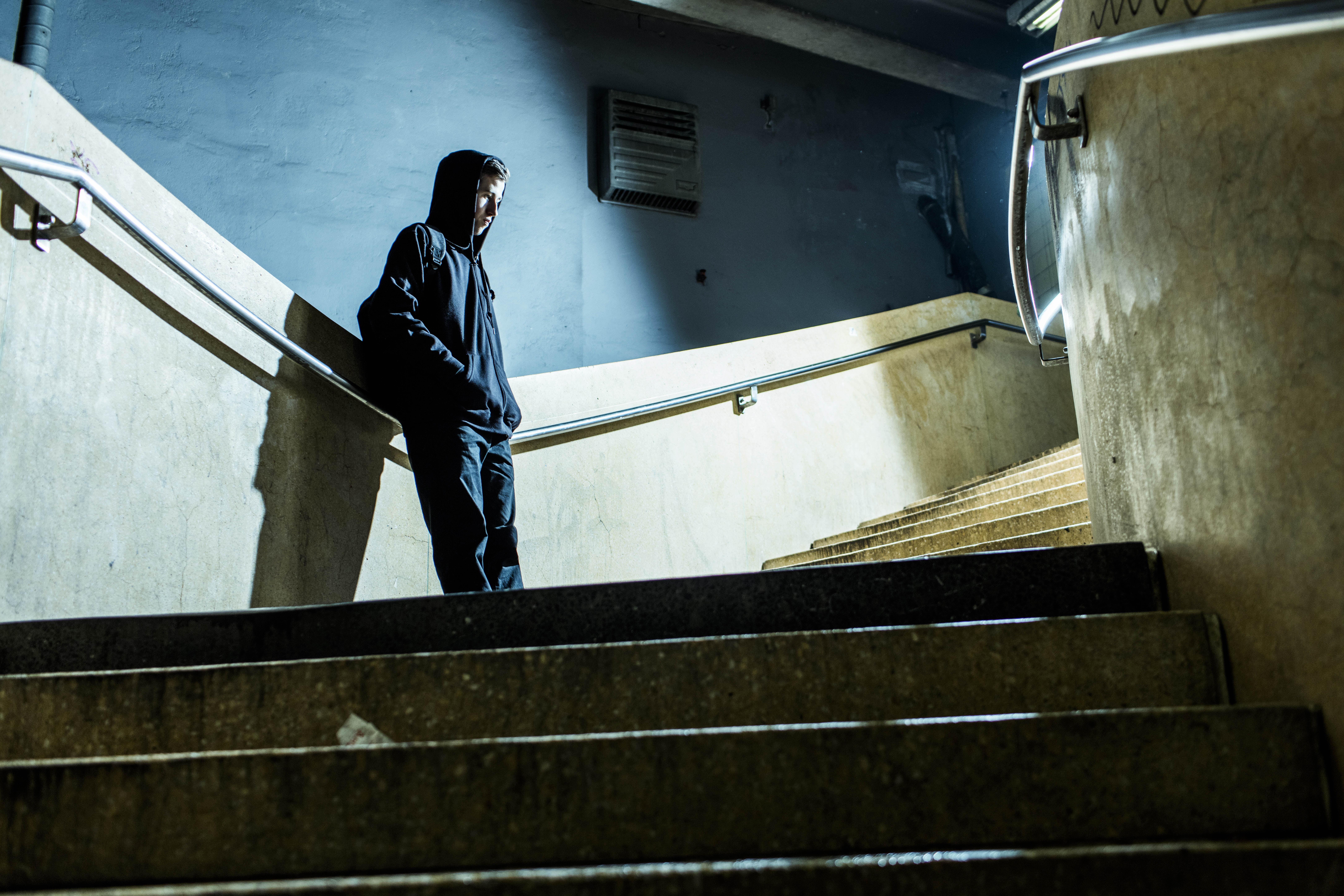 alan walker, dj, music, 4k, hd, architecture, one person, staircase