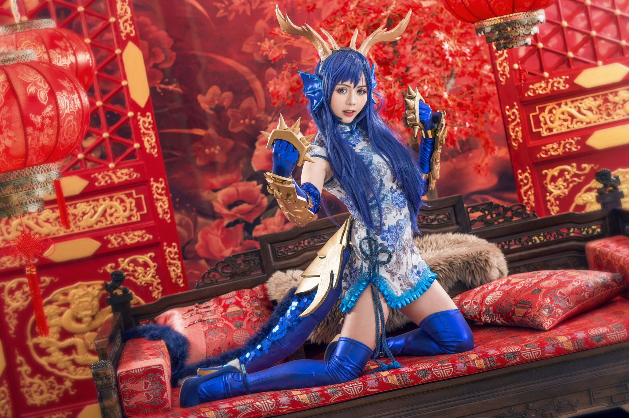 look, girl, decoration, blue, red, face, pose, style, weapons