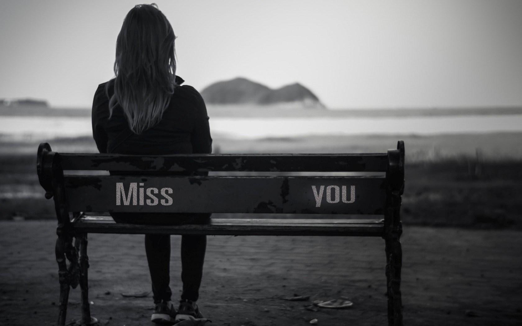 Mood Girl Bench Miss You