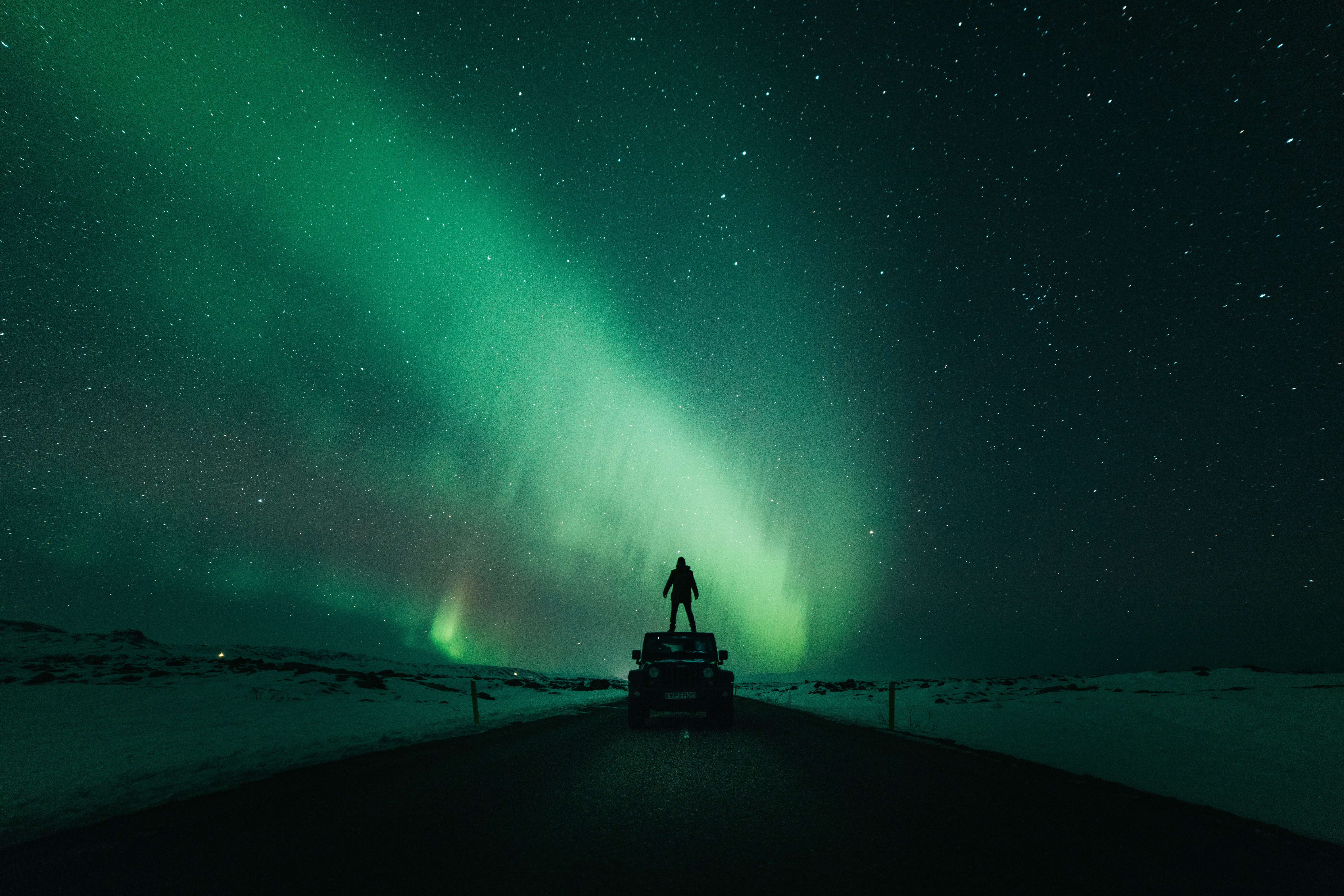 Starry sky, Silhouette, Aurora, Northern Lights, Iceland, 4K