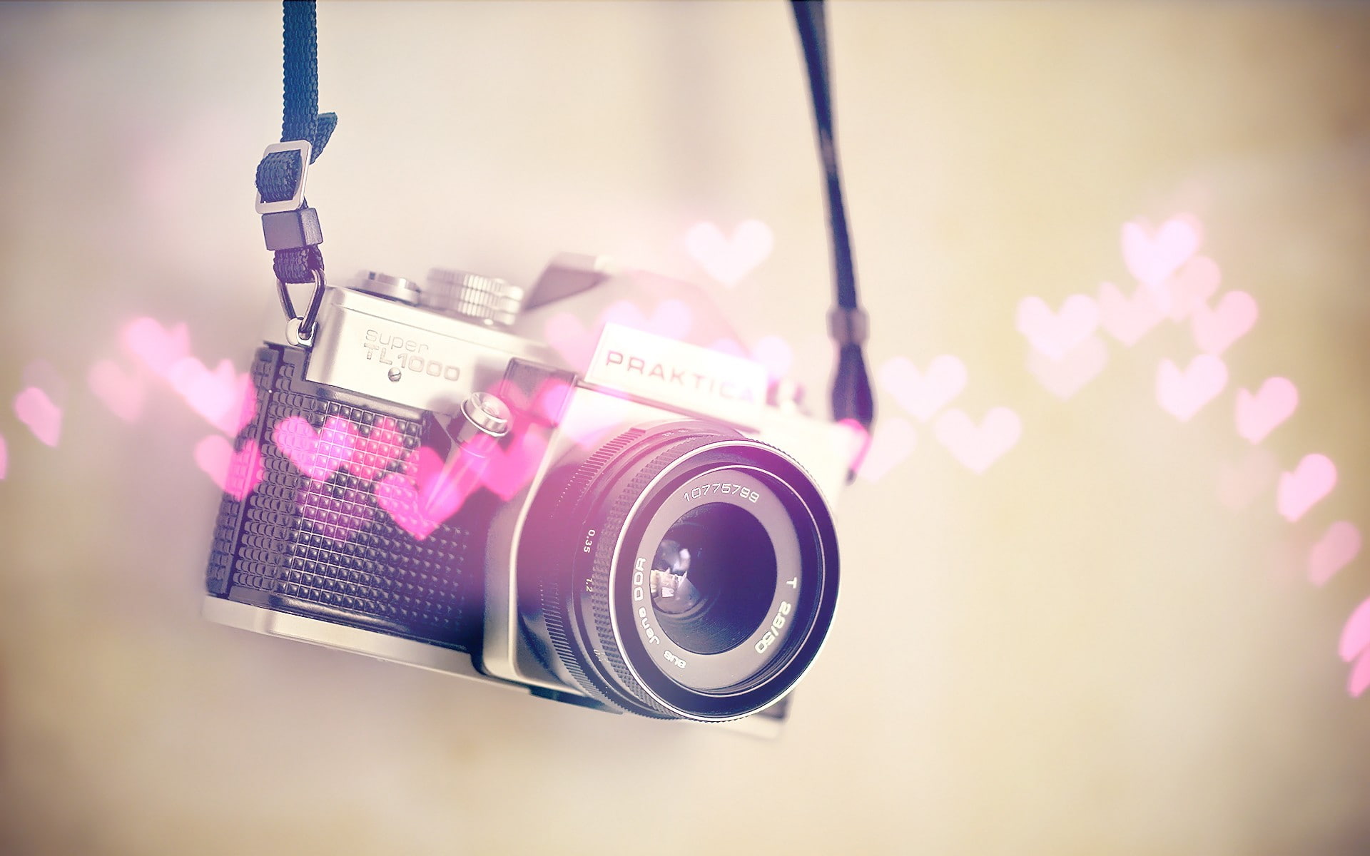 Man Made, Camera