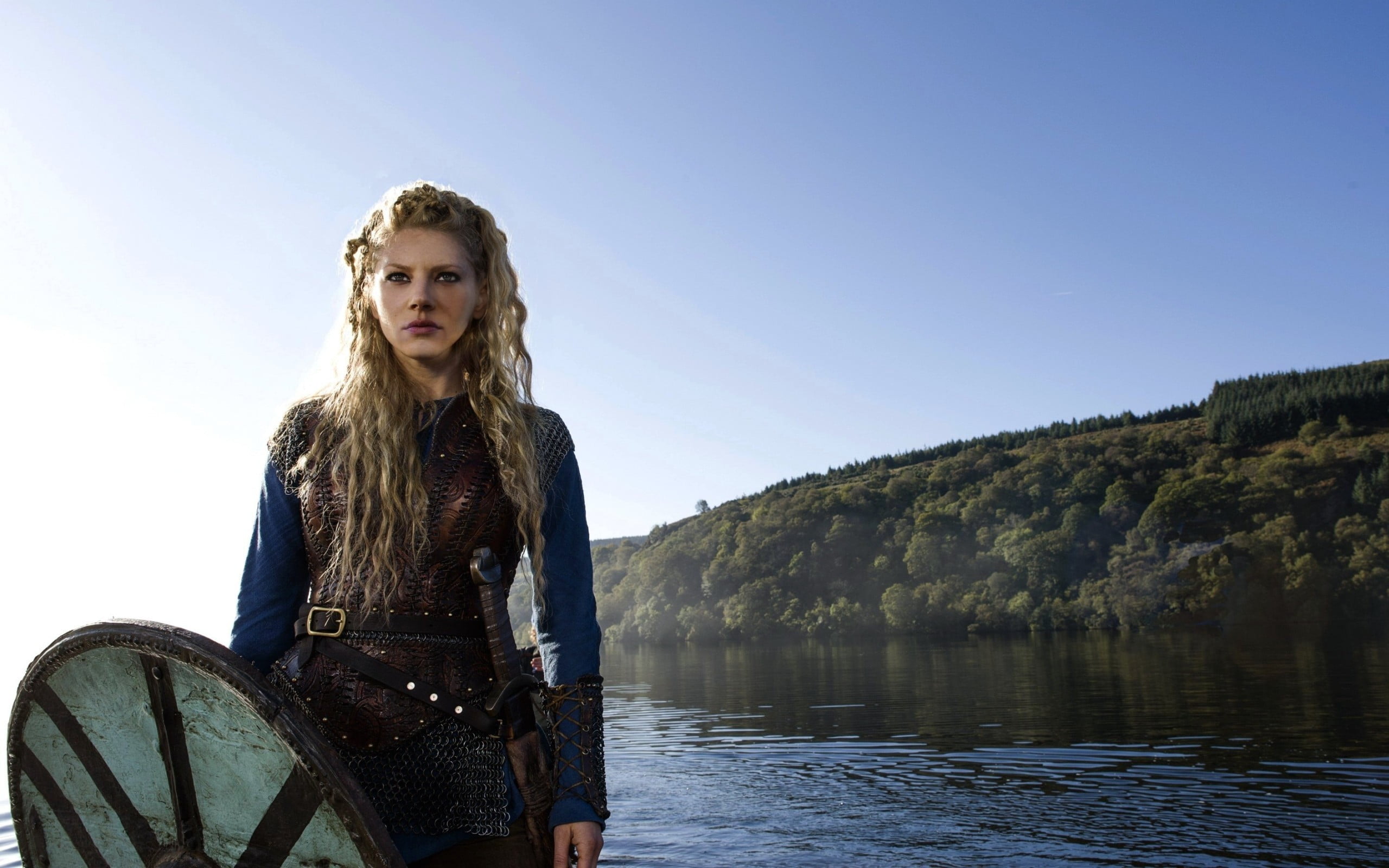 women's brown leather vest, Vikings (TV series), Lagertha Lothbrok