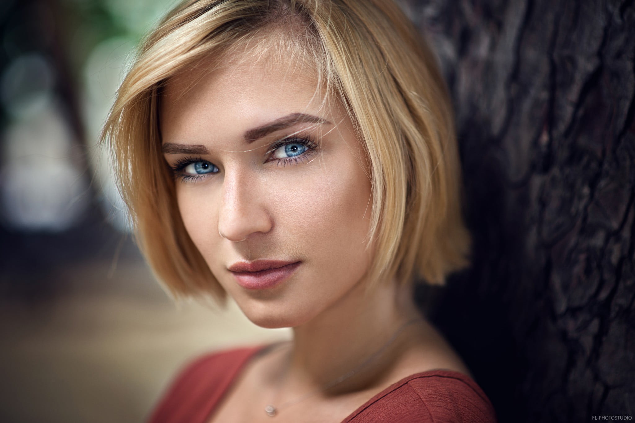 Beauty Portrait with Blue Eyes and Hair - wide 7