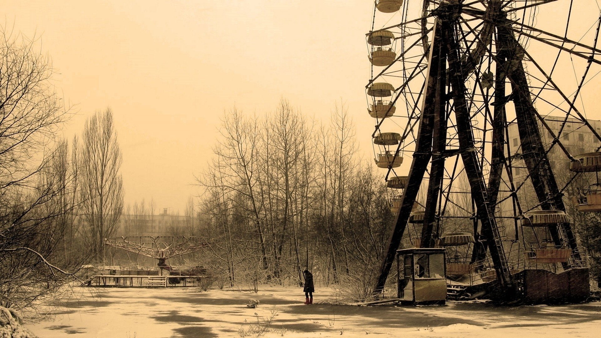 abandoned, Alone, Pripyat, sepia, Urban Exploration, Urbex