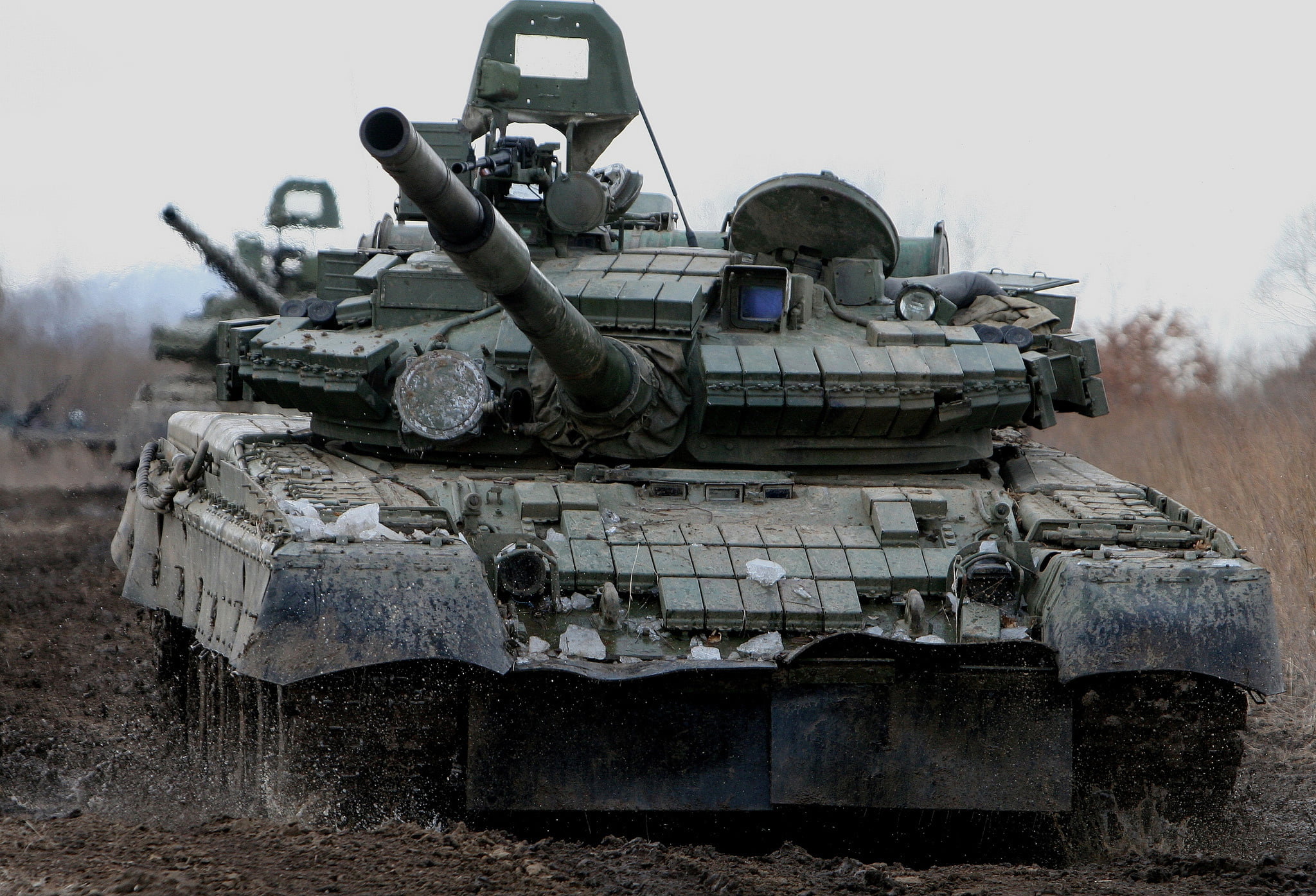 gray battle tank, dirt, the barrel, combat, T-80BV, military