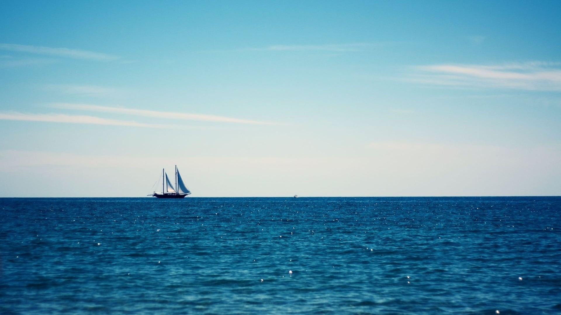 minimalism, clouds, sailing ship, water, sea, horizon, horizon over water