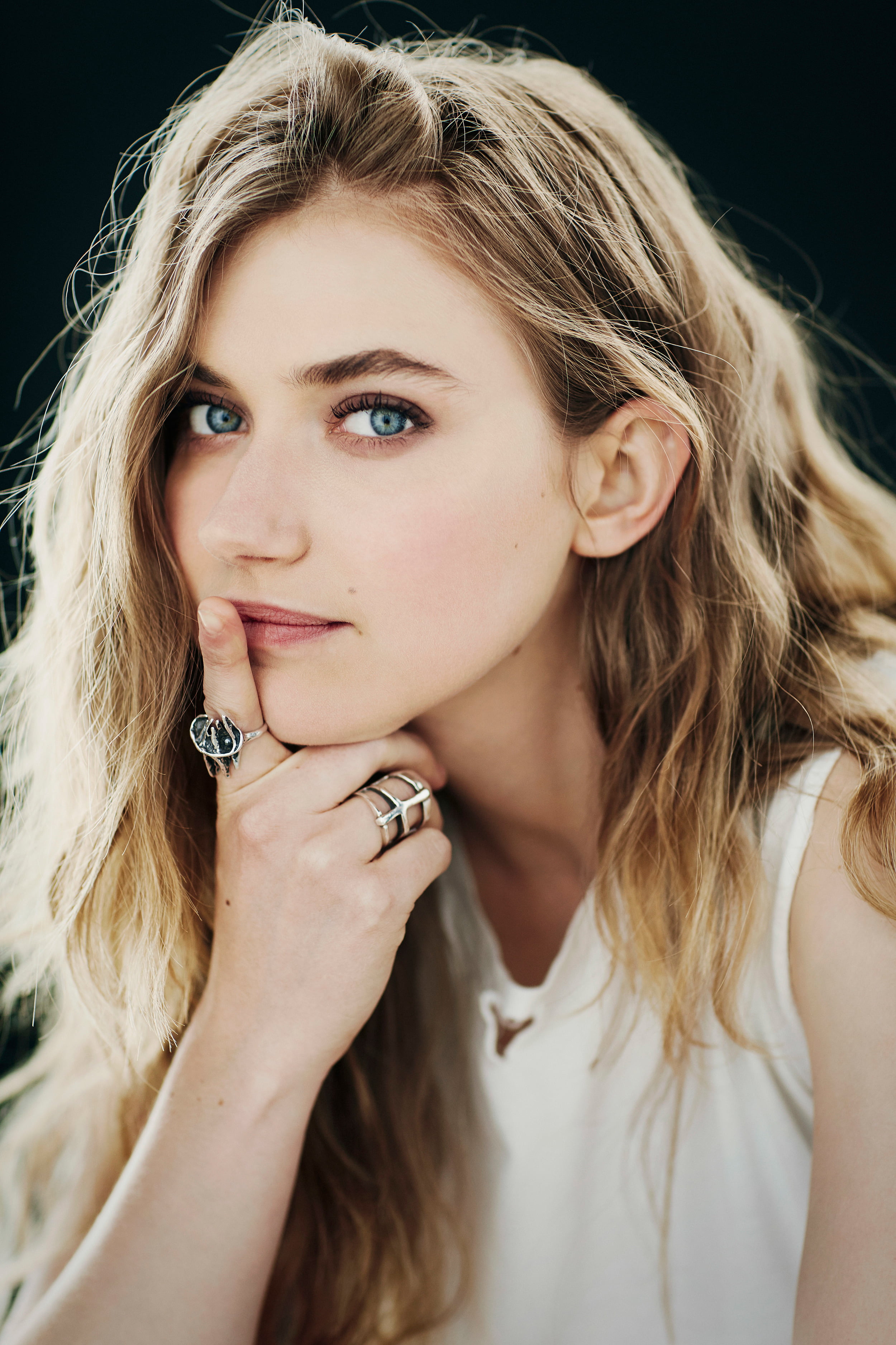 Imogen Poots, women, actress, blonde, blue eyes, simple background