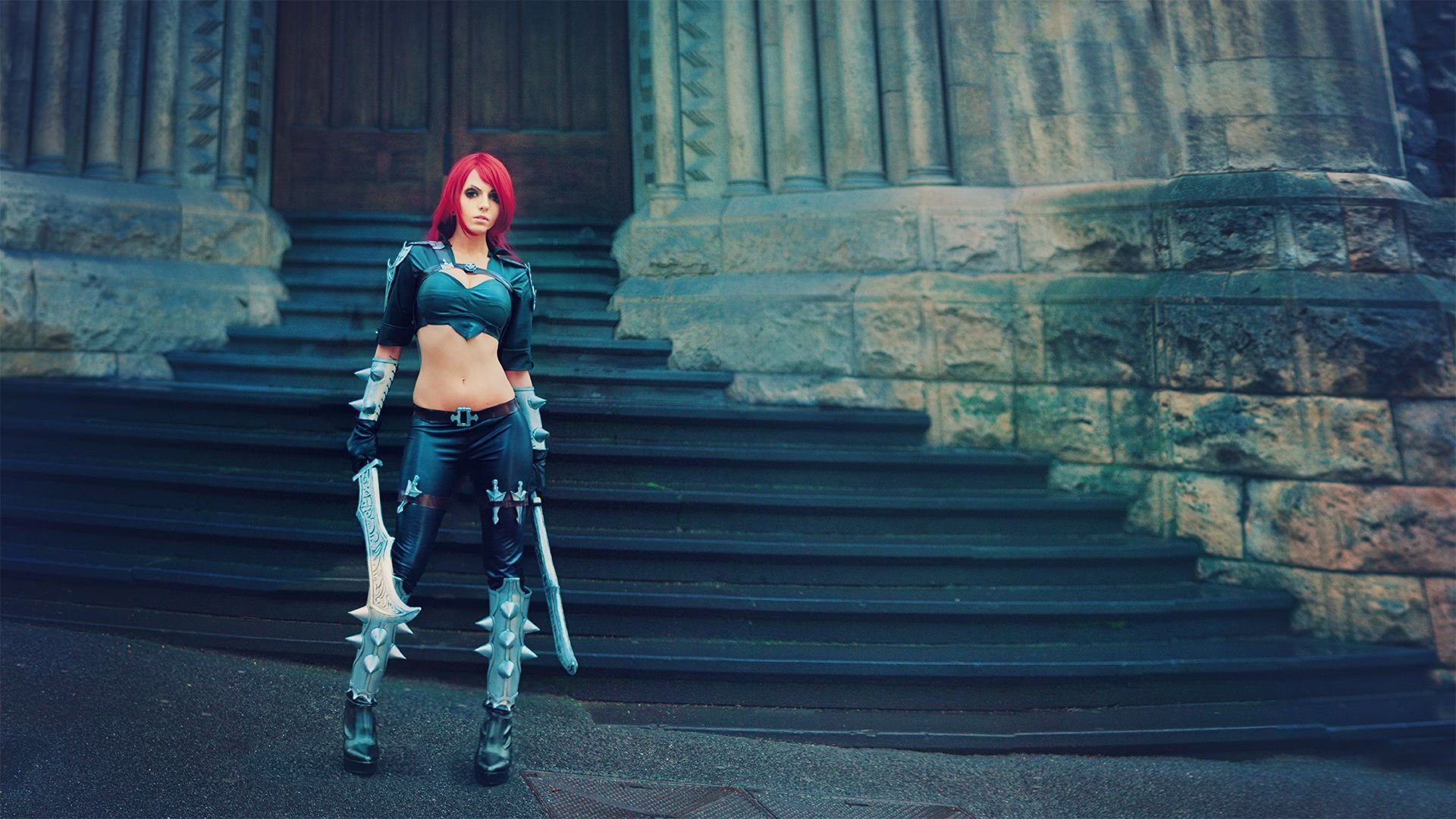 women, cosplay, Yasemin Arslan, sword, dyed hair, redhead, standing