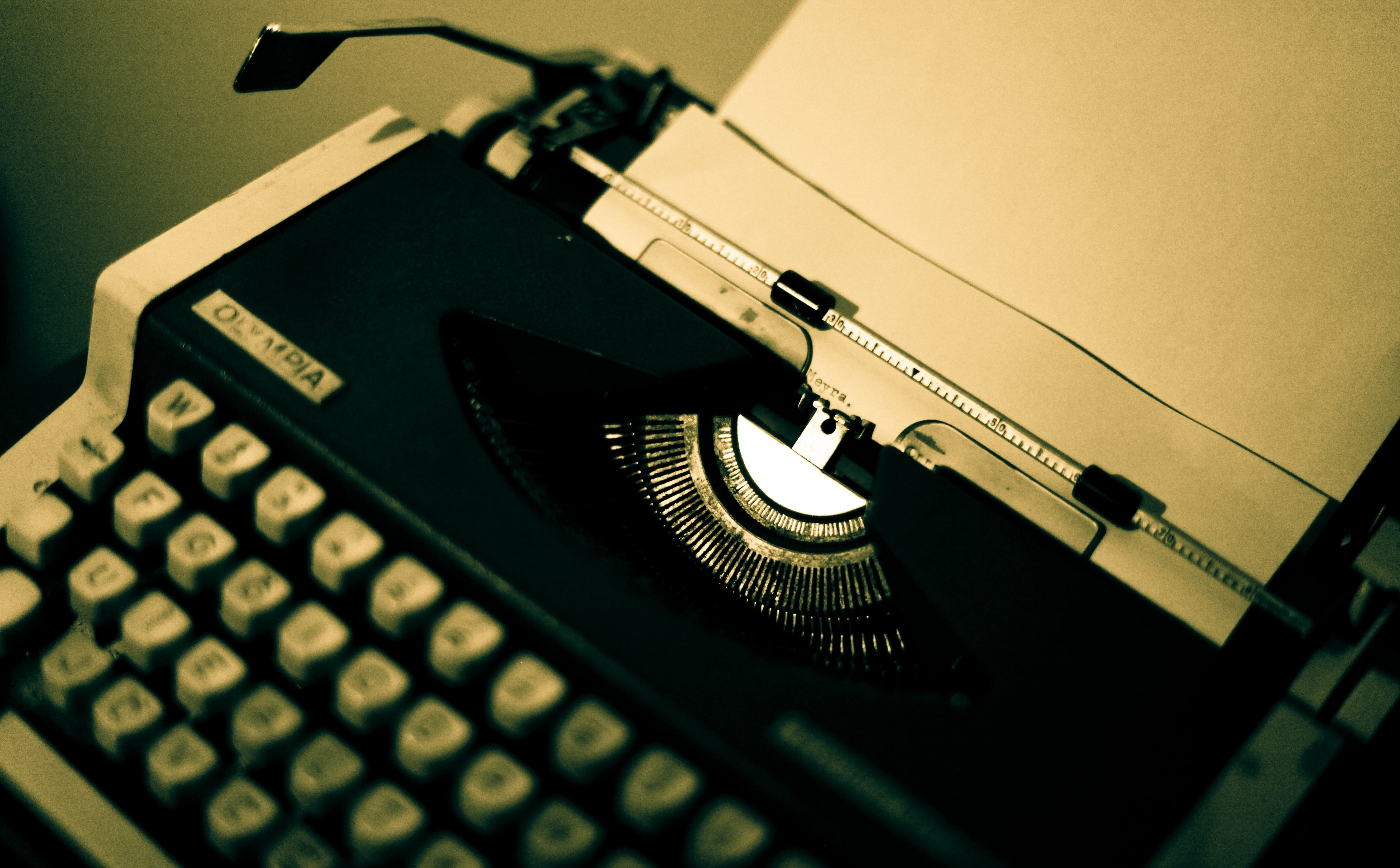 Old Typewriter, black and white typewriter, Vintage, technology