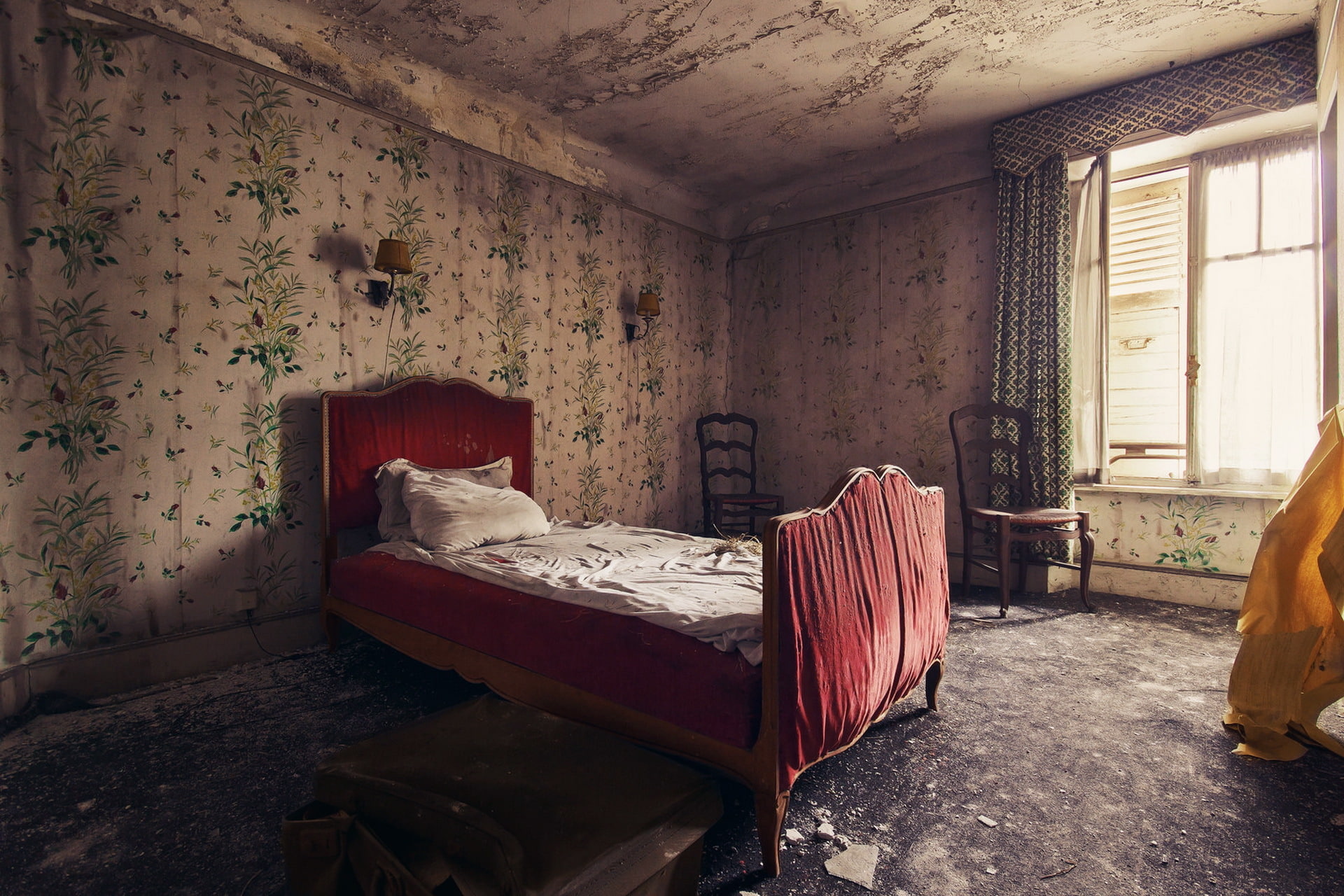 room, bed, window