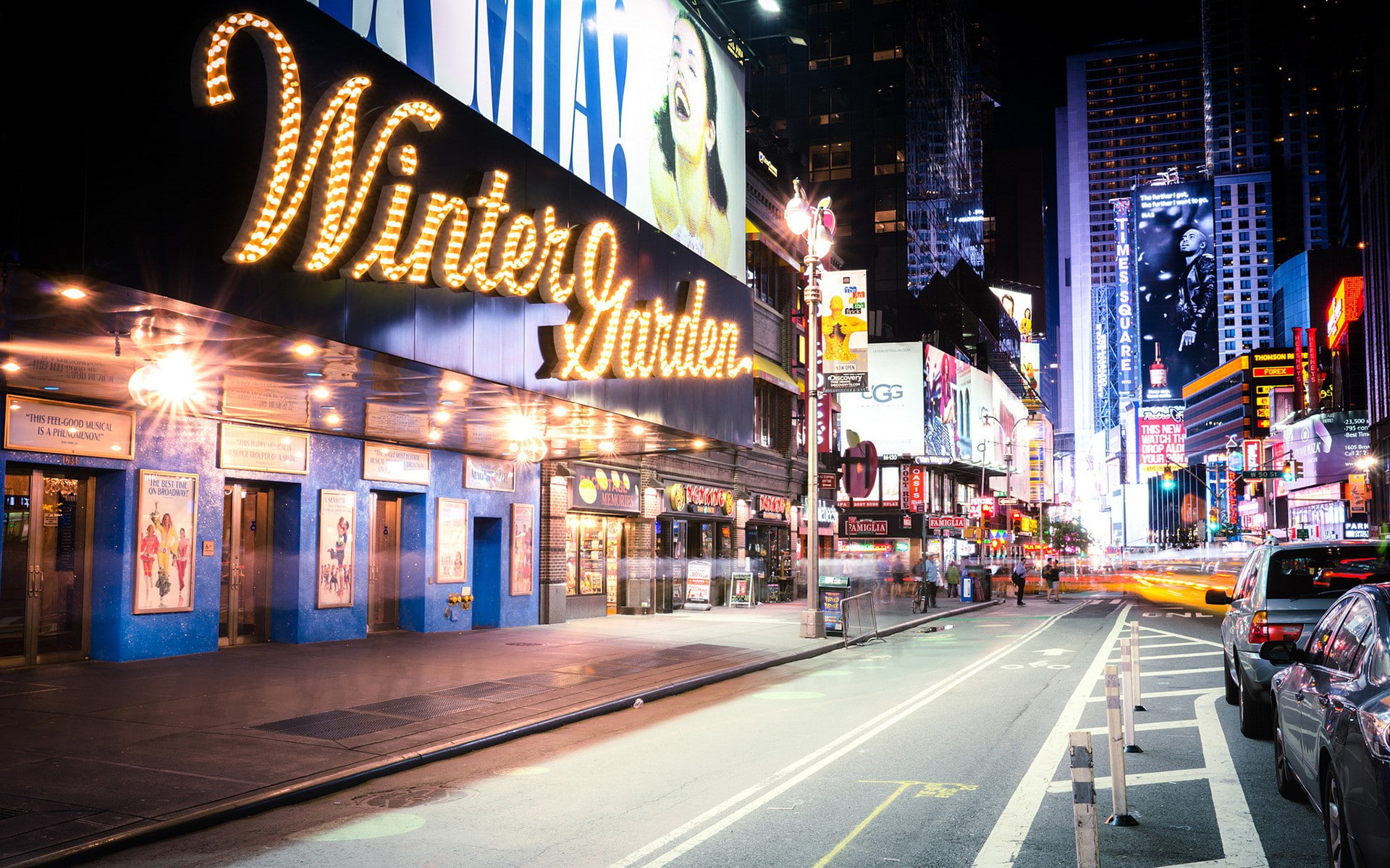 USA, New York City, Winter Garden Theatre, the street lights